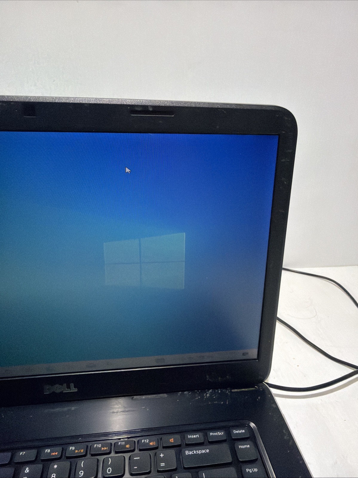 Dell Vostro 1540 15″ Laptop i3- M380 4gb Ram 320gb HDD Windows 10 Home No P/S