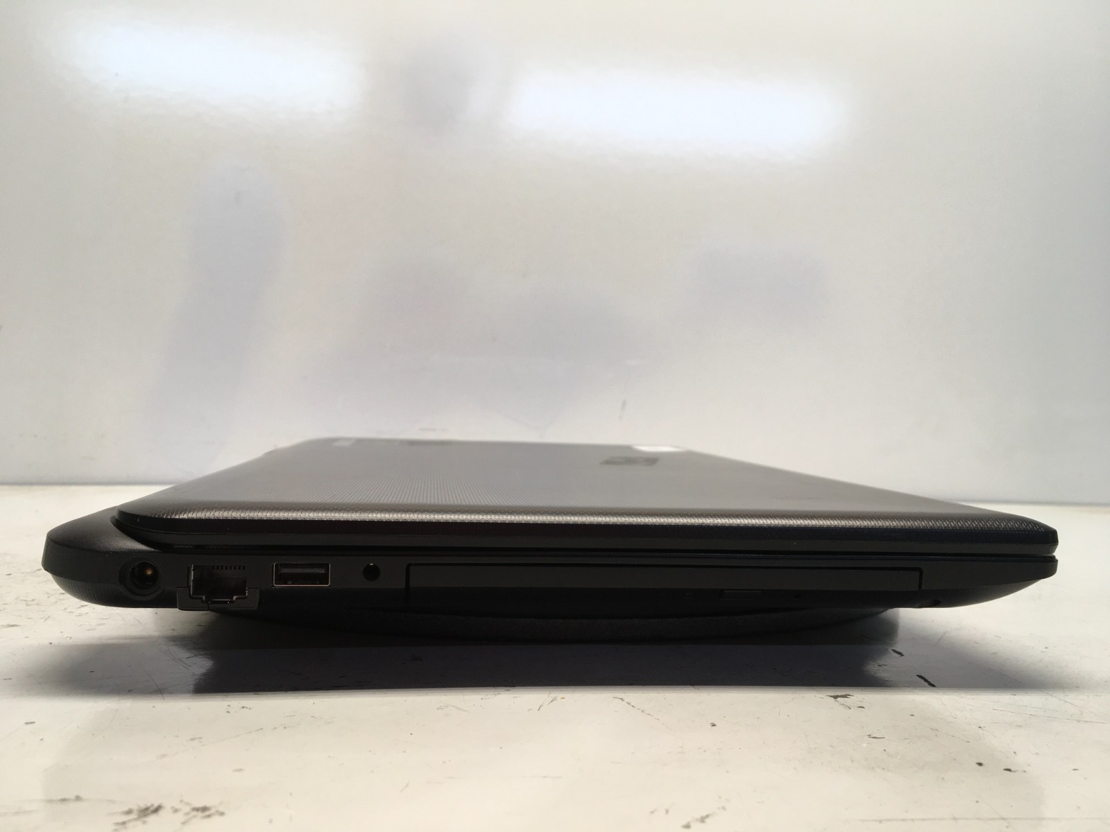 Toshiba Satellite C55-B5353 Intel Pentium N3530 2.16GHz 4 GB NO HDD