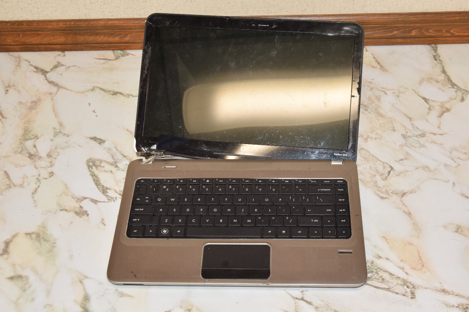 DEAD JUNK HP Pavilion dm4-2181nr 14″ Laptop Incomplete AS IS Parts Repair