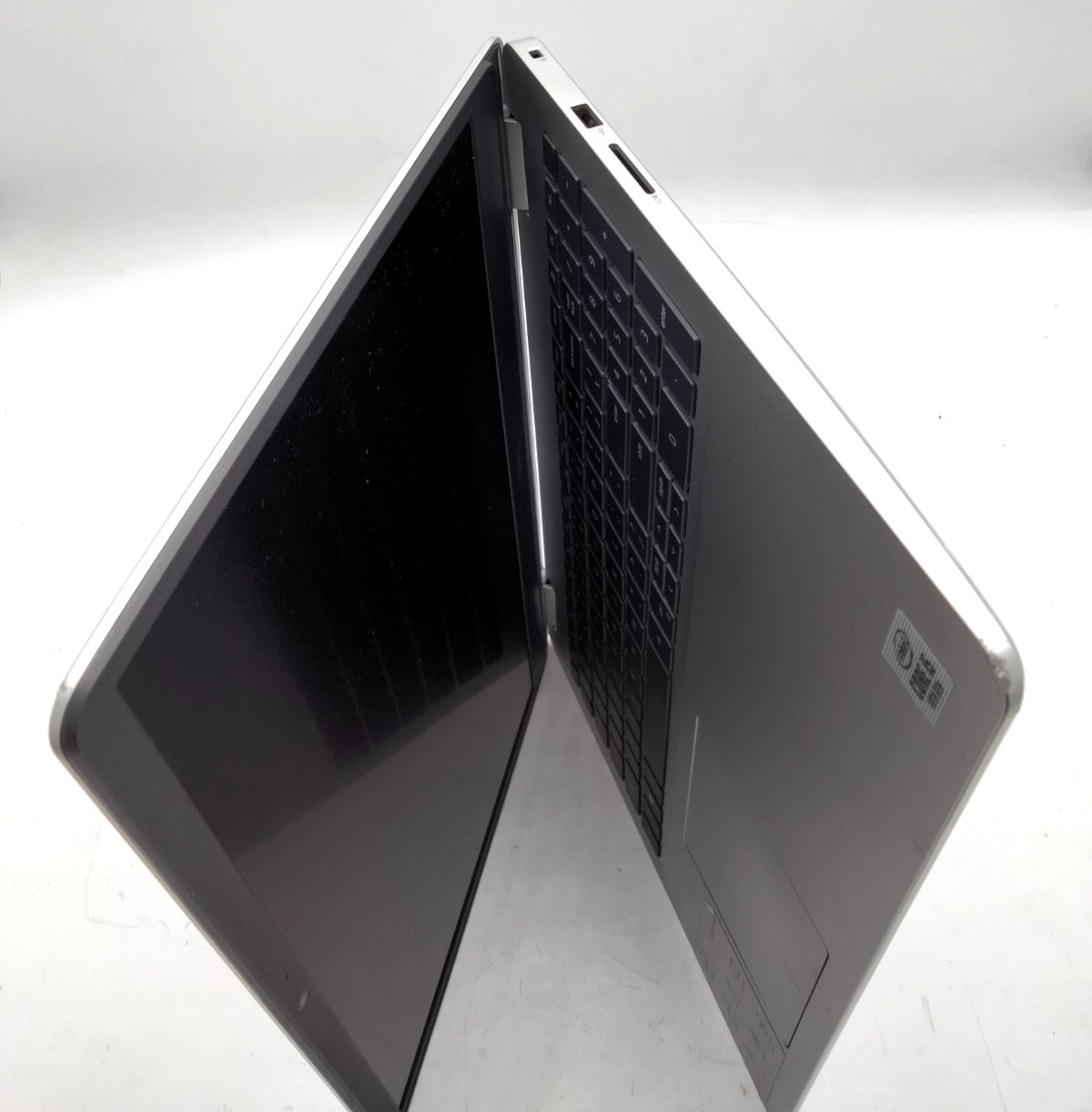 Dell Inspiron 5593 15″ Core i5-1035G1 boots to bios No Ram, No SSD laptop
