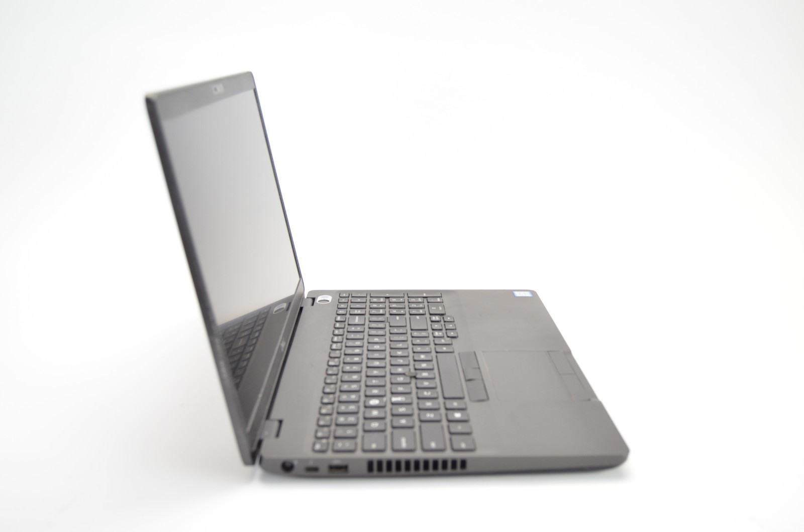 Dell Latitude 5501 15.6″ Laptop i5-9400H 2.5GHz 8GB RAM 256GB SSD Win 11 Pro