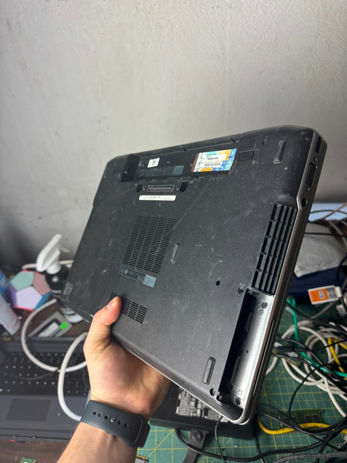Dell Latitude E6430 14in Intel i5-3230M 8GB RAM No Drive Parts/Repair #5074