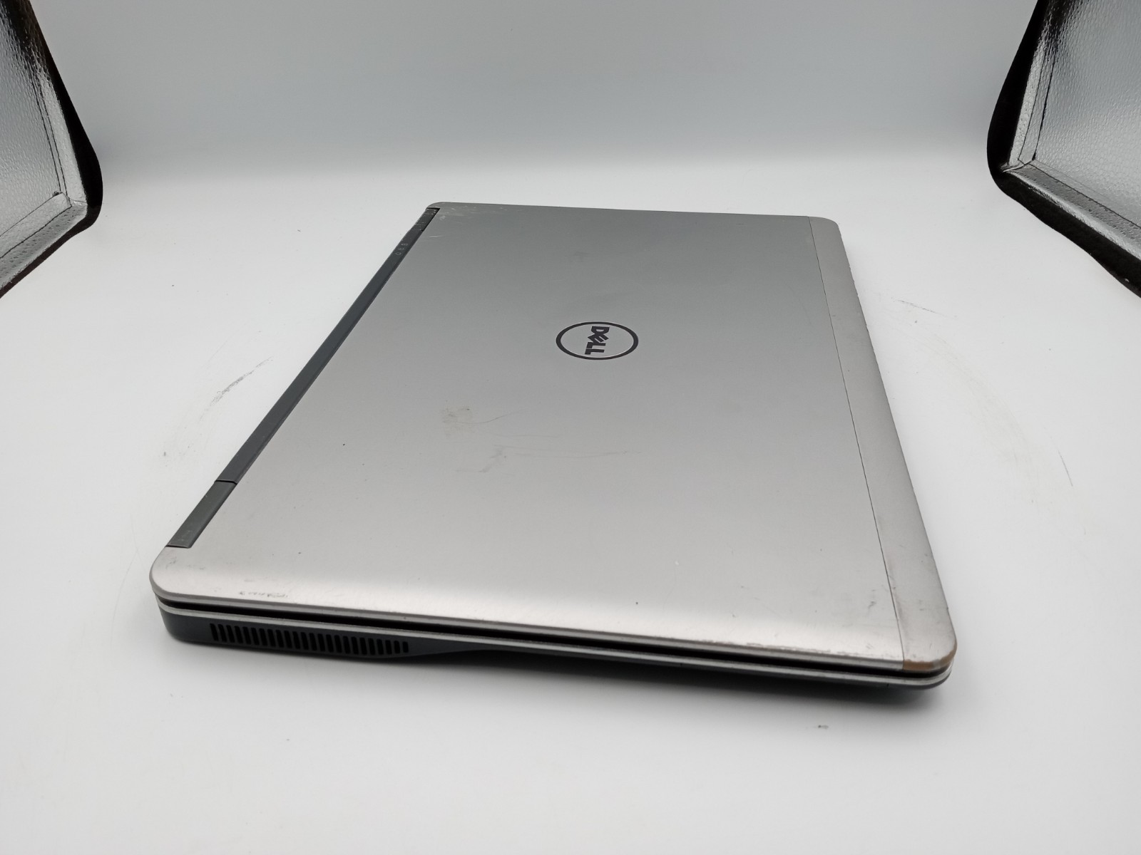 Dell Latitude e7440 14″ Laptop Intel i5 4GB 128GB SSD Linux Mint – NO BATT -RR