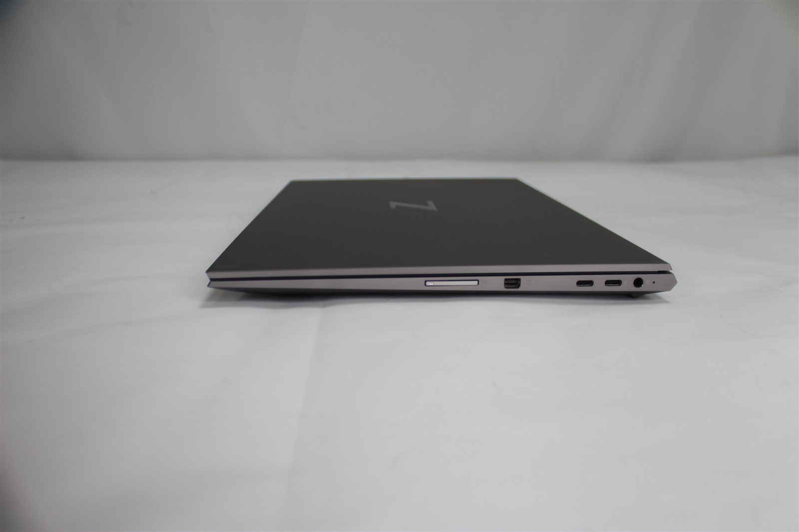 HP ZBook Studio G8 15.6″ i9-11950H 2.6GHz 32GB 1TB NVMe RTX 3070