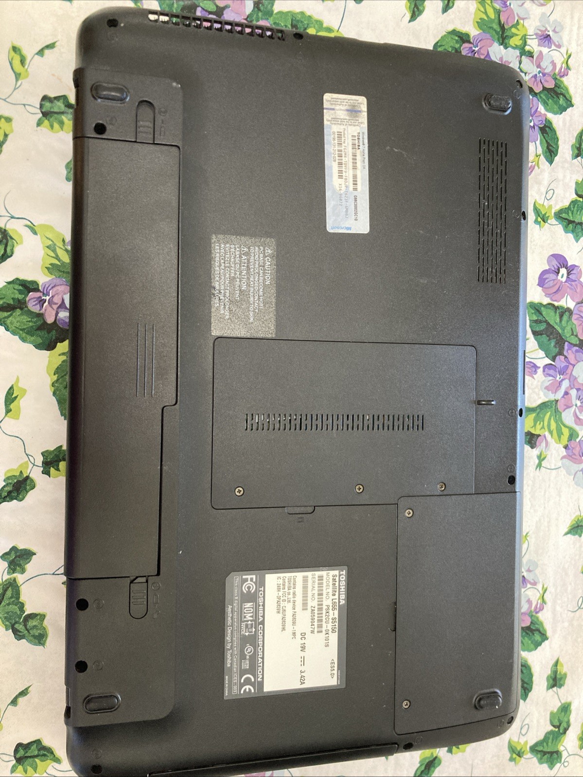 Toshiba Satellite L655-S5150 Parts Only! Read Computer & Power Cord