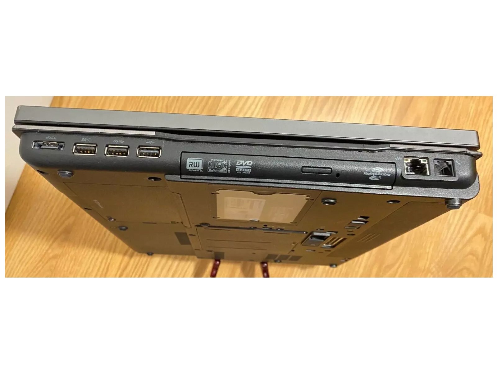 HP EliteBook RETRO GAMING with Alienware Performance 5×4 17″ w/ SSD WinXP 98 95