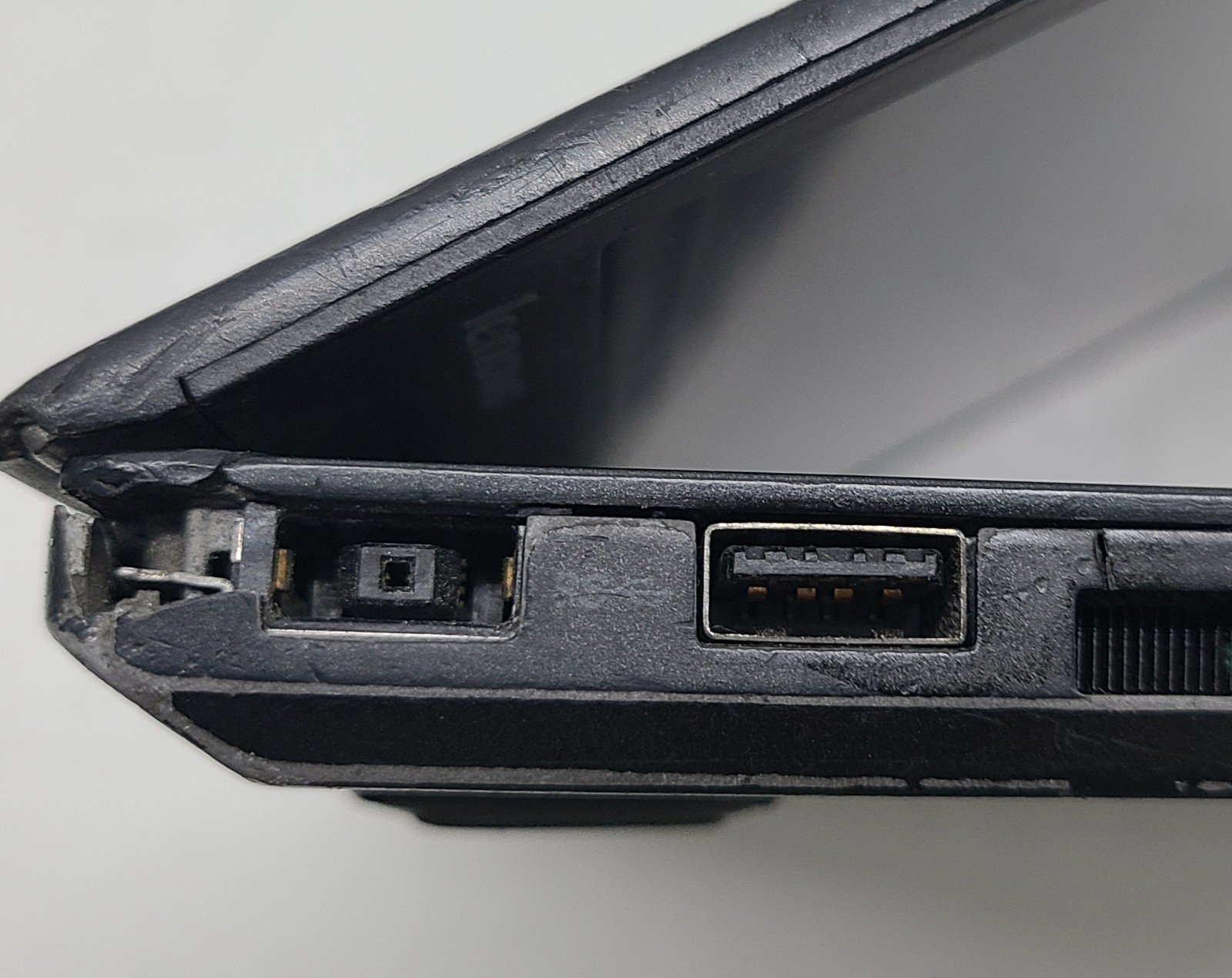 Lenovo ThinkPad T450s 14″ Laptop Intel Core i5-5300U 8GB RAM NO HD/OS (FL)