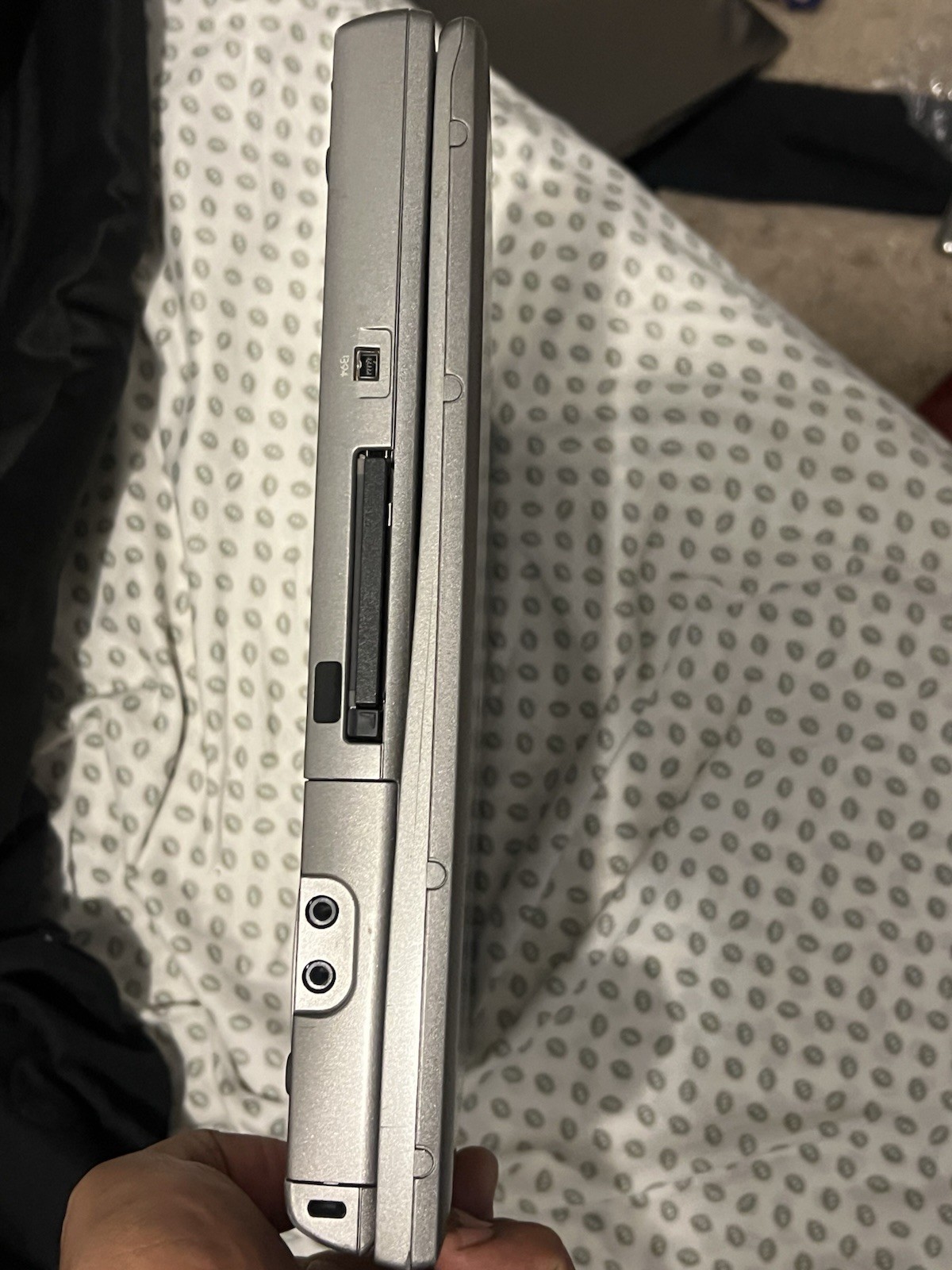Dell Latitude D505 Laptop Intel Pentium M 1.6GHz 1280MB RAM No HDD/OS