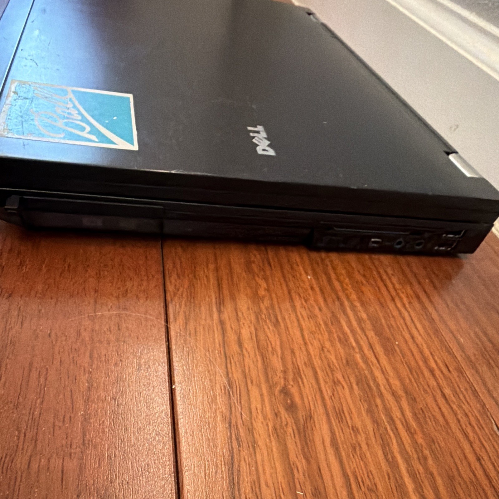 Dell Latitude E6500 15.4″ Laptop Core 2 Duo 2.80GHz 2GB 160GB HDD