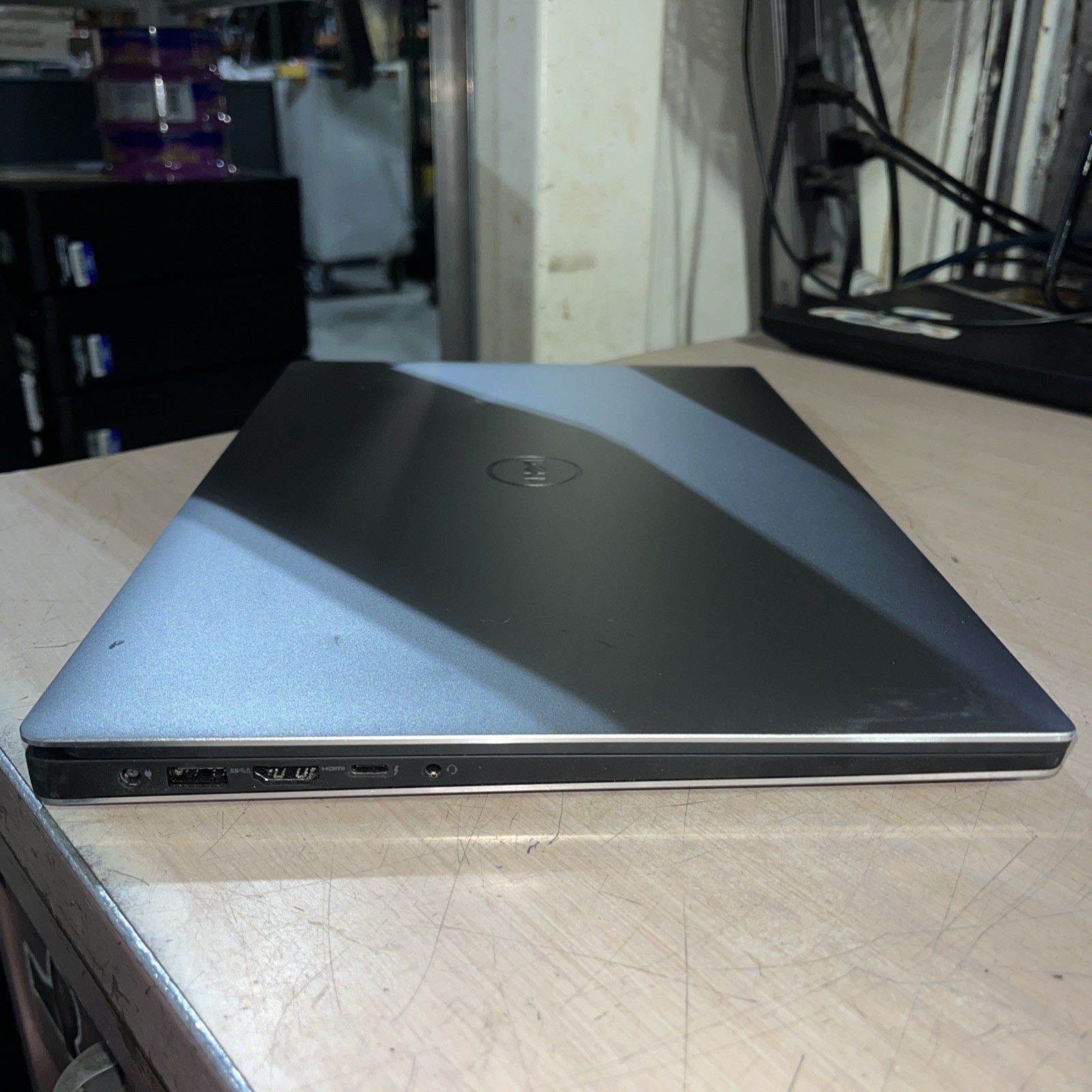 DELL XPS 15 9550 INTEL CORE I7-6700HQ 2.60GHZ 8GB RAM NO HD