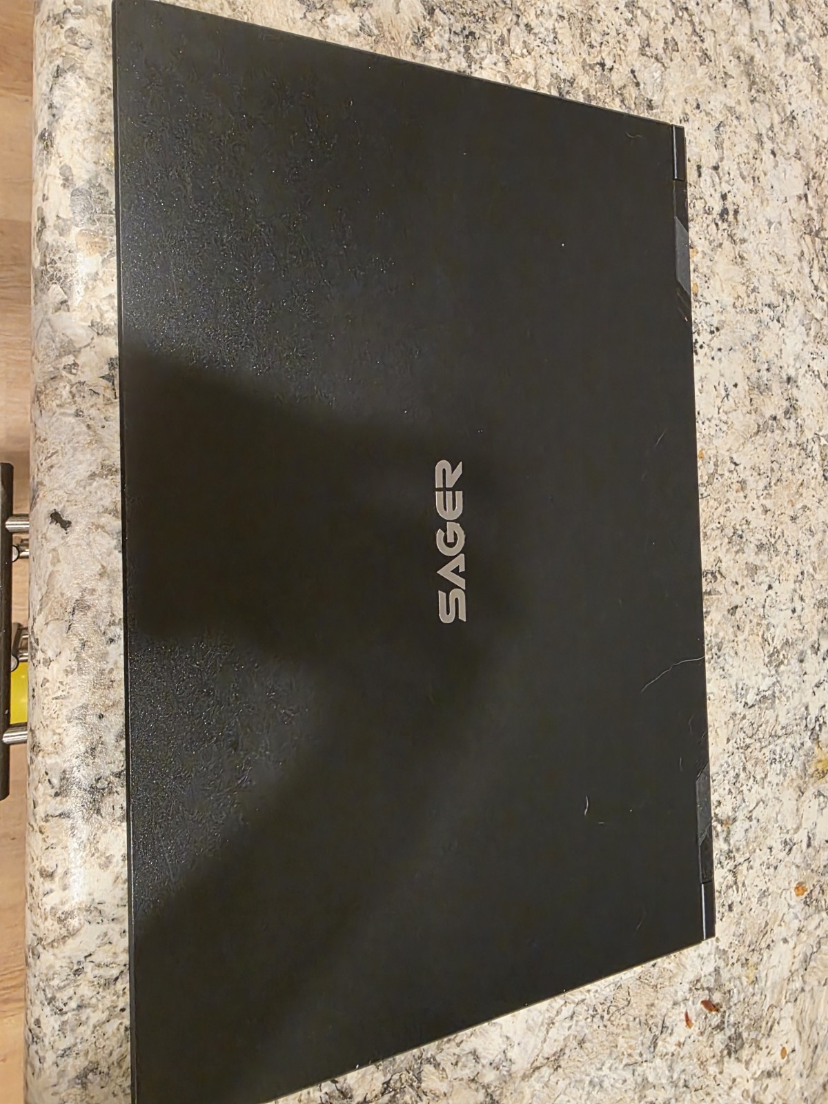 Sager V39x Gaming Laptop i9-14900HX RTX 4060 32GB RAM 1.82TB SSD 15.6″