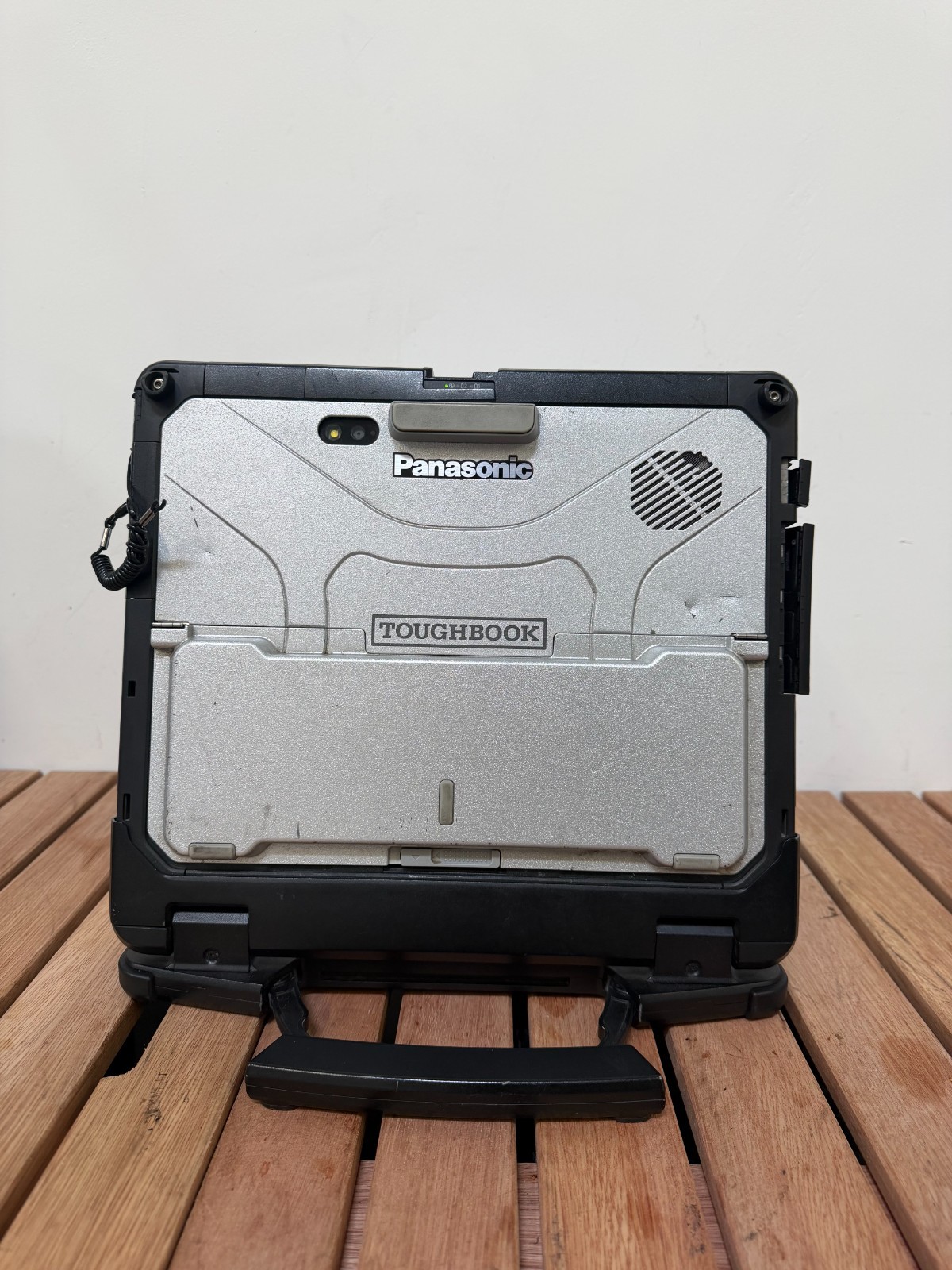 PANASONIC TOUGHBOOK CF-33 12″ Intel Core i5-6300U 2.4Ghz 16GB RAM 238GB SSD 1280