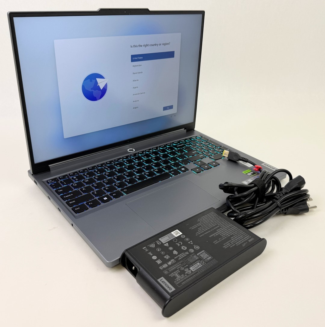 Lenovo Legion 5 16IRX9 16″ 2560×1600 i9-14900HX 32GB 1TB SSD RTX 4060 W11H -Dent