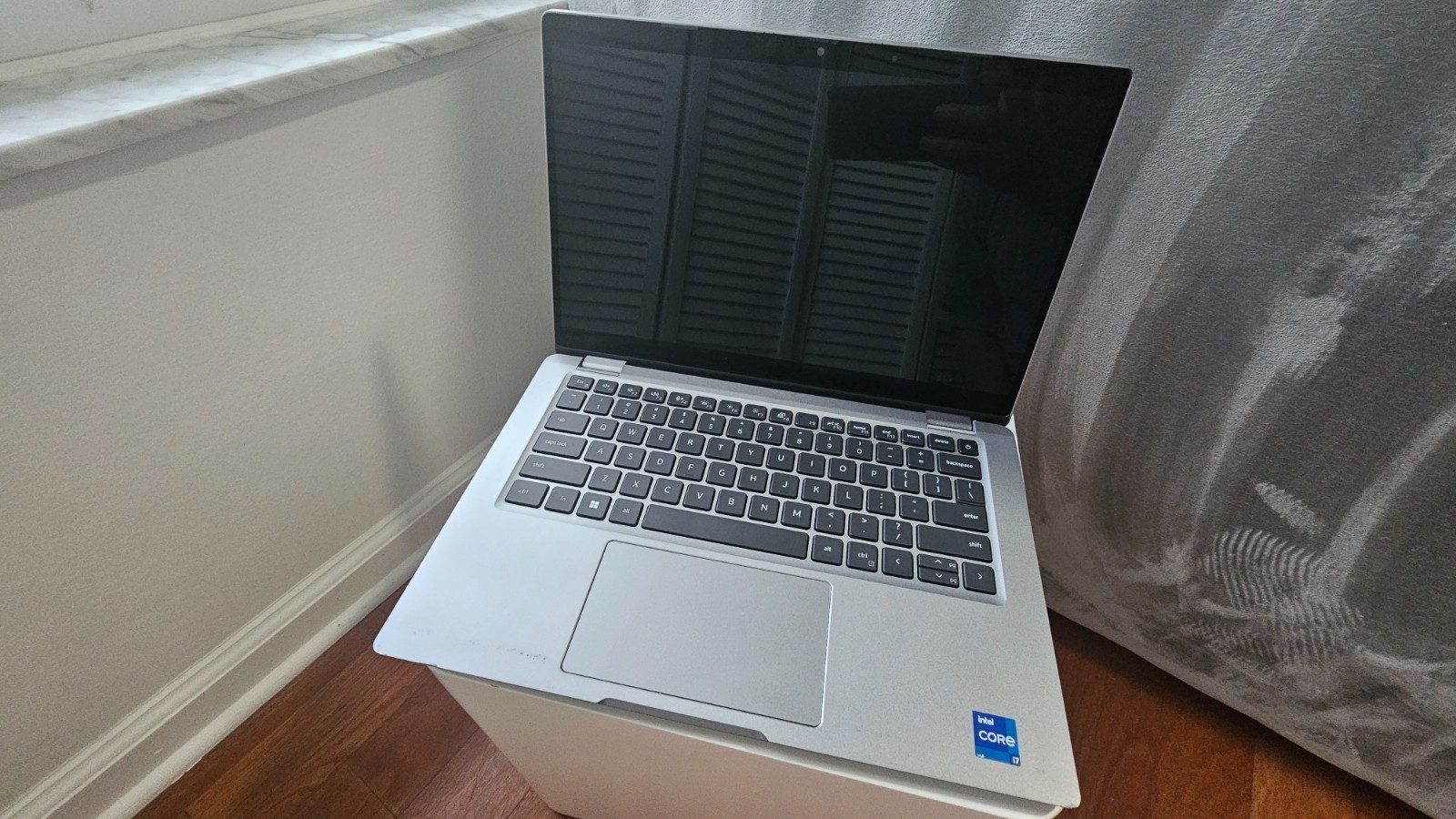 Dell Latitude 5330 2-in-1 Conv Laptop, 13.3″, Intel Core i7, 32Gb Ram, 512GG SSD