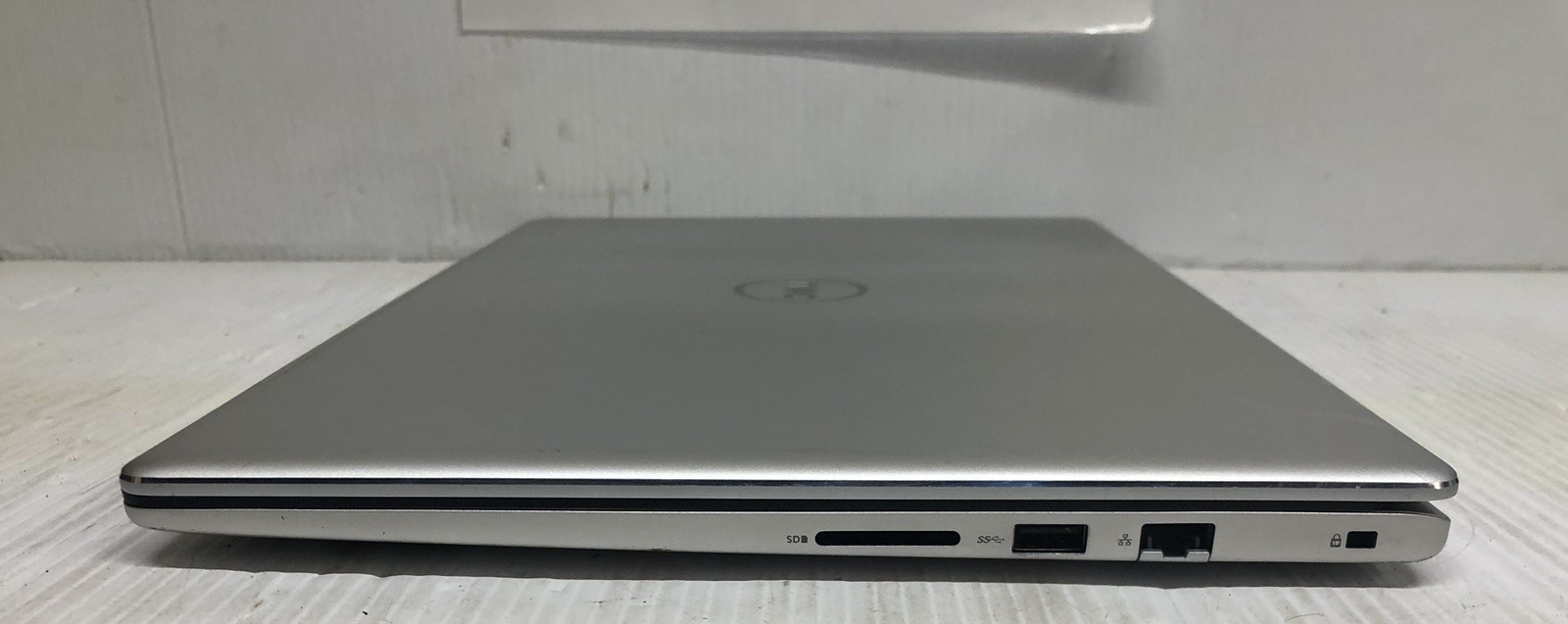 Dell Inspiron 7570 Laptop | Intel i5-8250U | 8GB RAM | NO OS/SSD – Boots to Bios