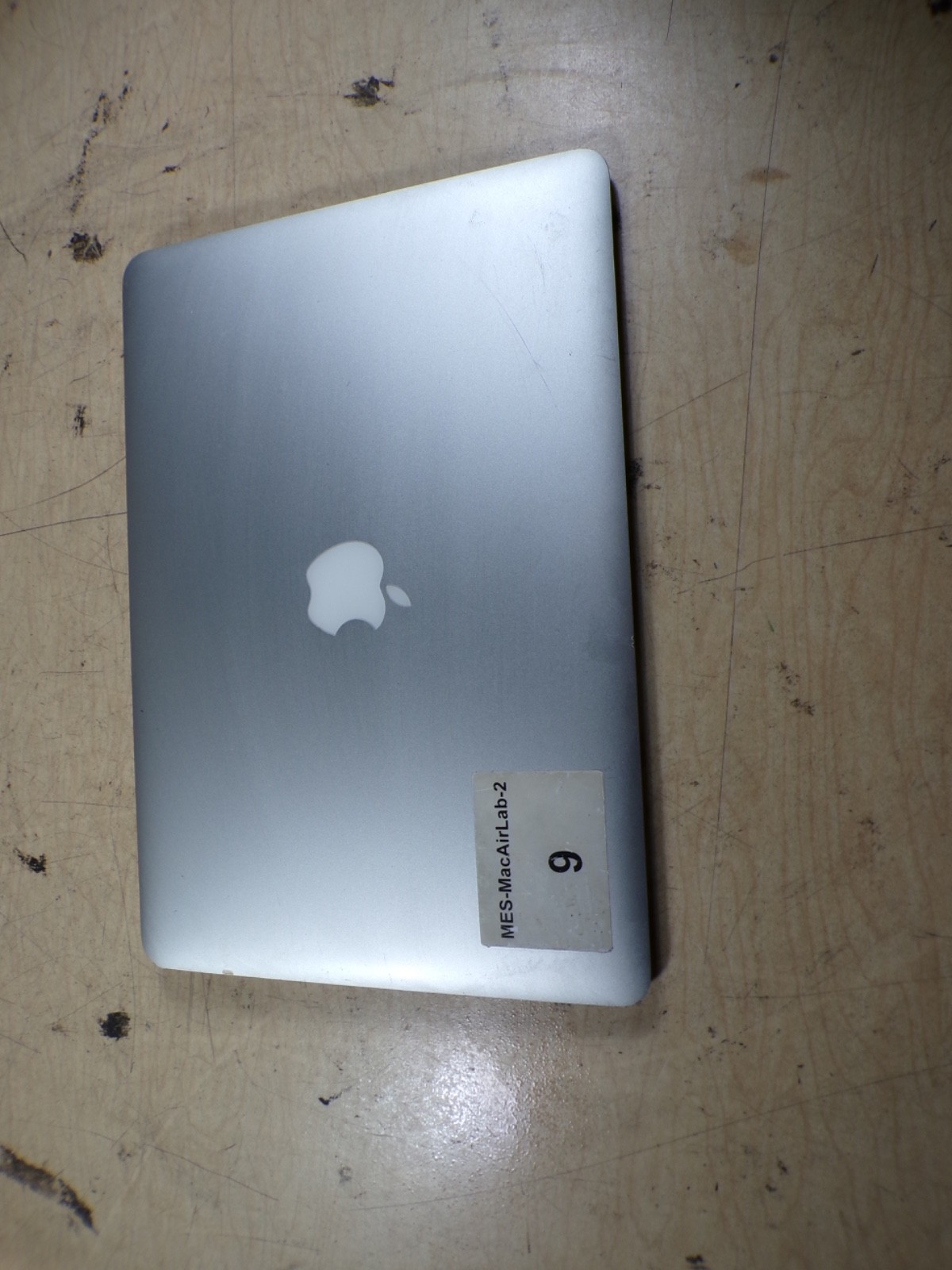 MACBOOK AIR “CORE I5” 1.3 13” (MID-2013) 1.3 GHZ CORE I5 (I5-4250U) 4GB RAM