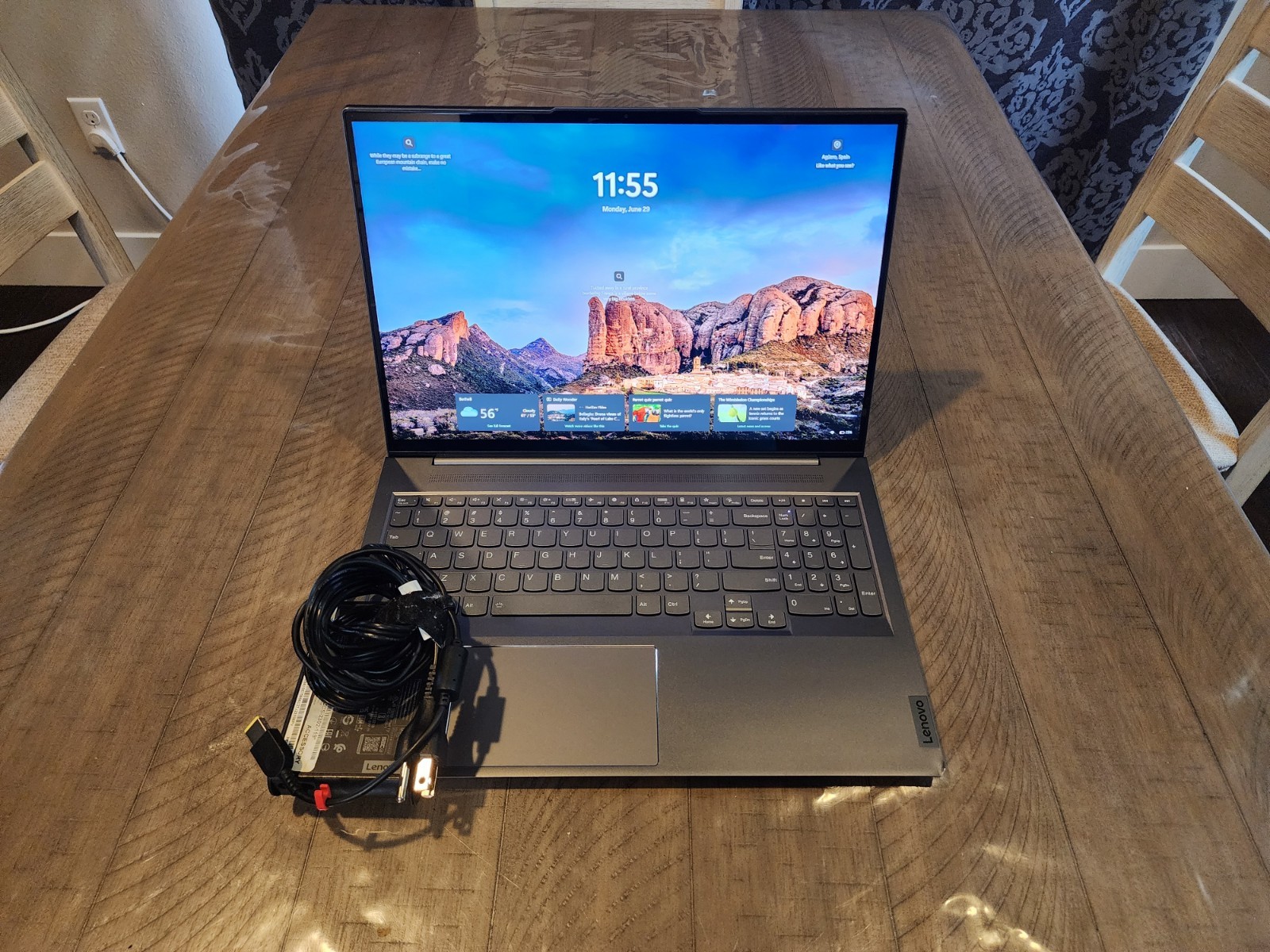 Lenovo Slim 7 16IAH7 Touch _ i7-12700H _ 32GB LPDDR5 _ 1TB SSD _ A370M