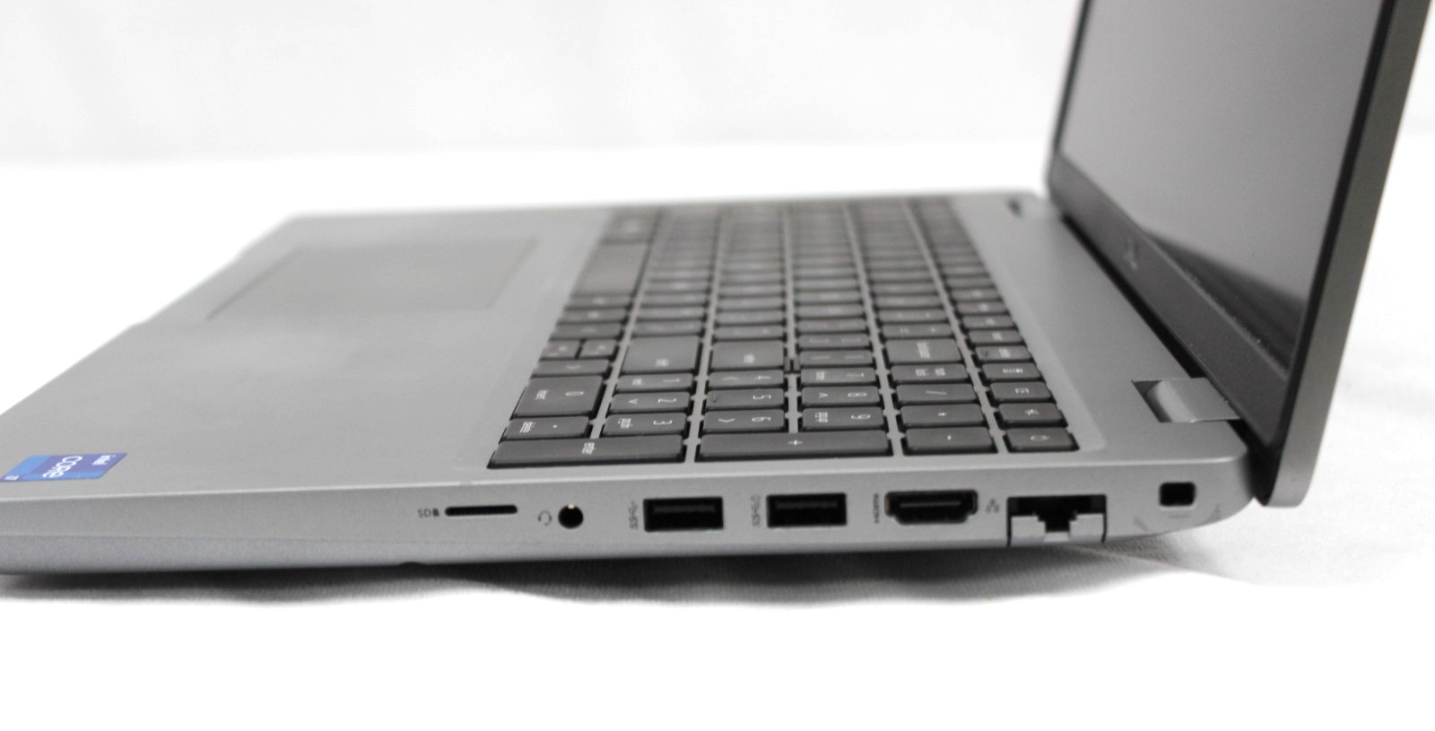 Dell Precision 3561 Laptop i7-11850H 16GB RAM NVIDIA T1200 256GB NVMe SSD 15.6″