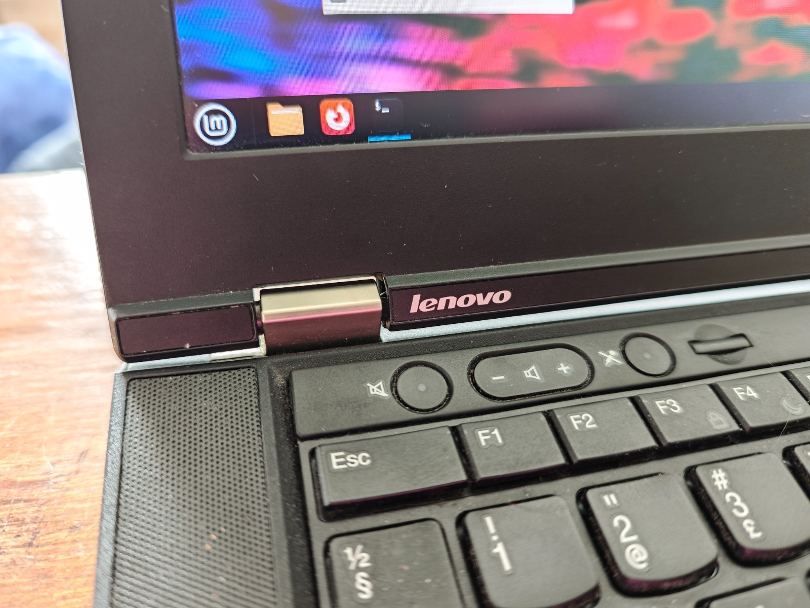 Lenovo Thinkpad T430s Laptop – 120gb SSD, 8gb RAM, Linux