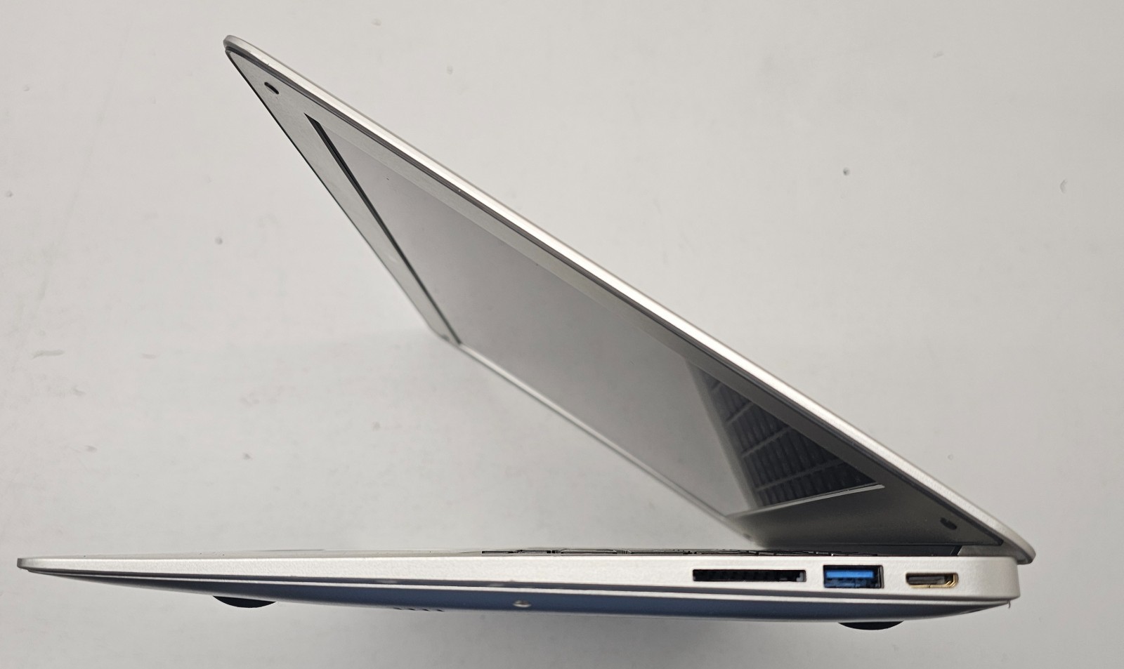 Jumper EZBook i7 14″ Laptop Intel NO RAM/HD/OS/POWER (FL)