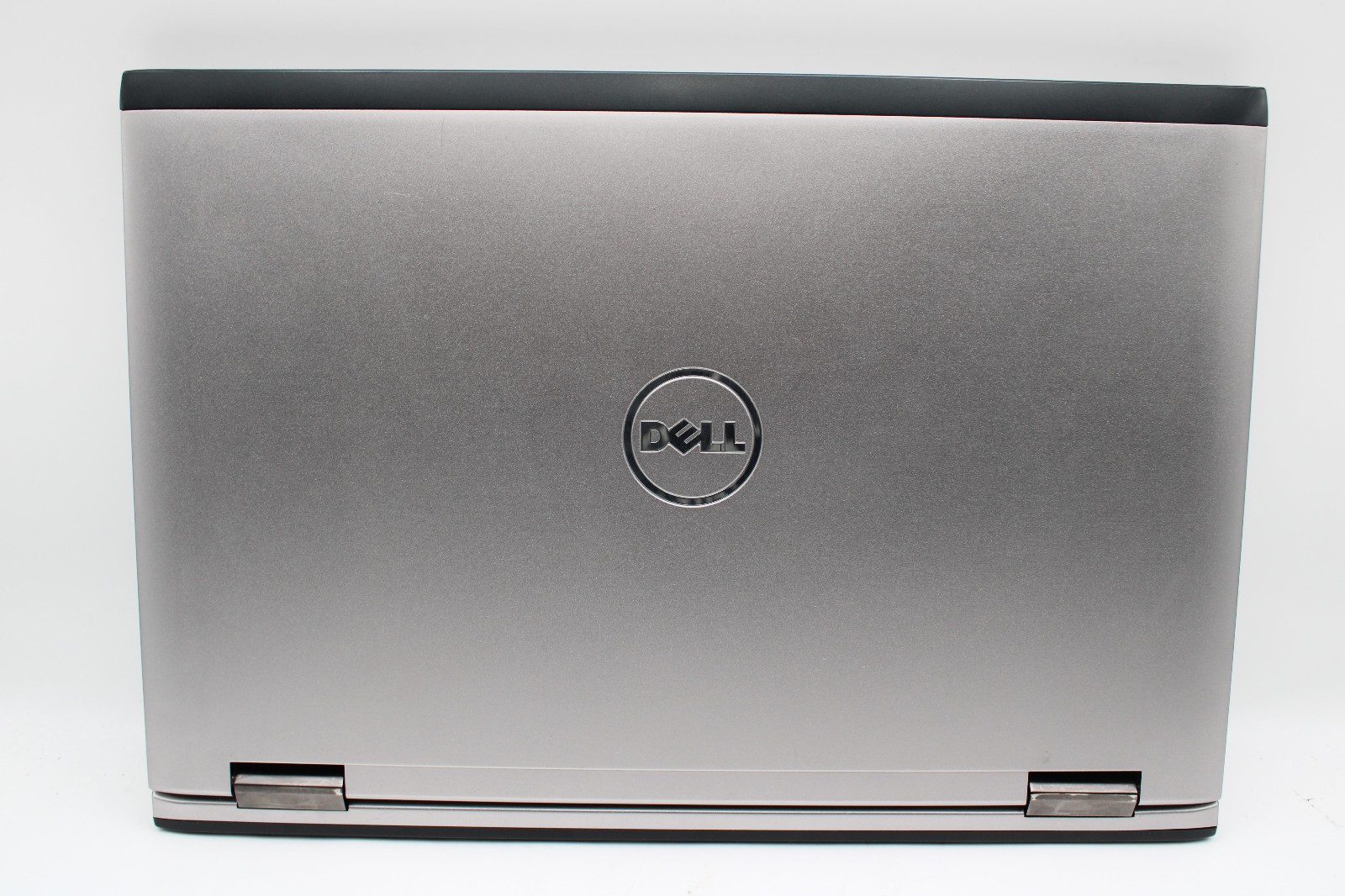 Dell Vostro 3555 _ AMD A8-3500M @ 1.5 _ 4GB RAM _ Radeon HD _ No SSD / OS