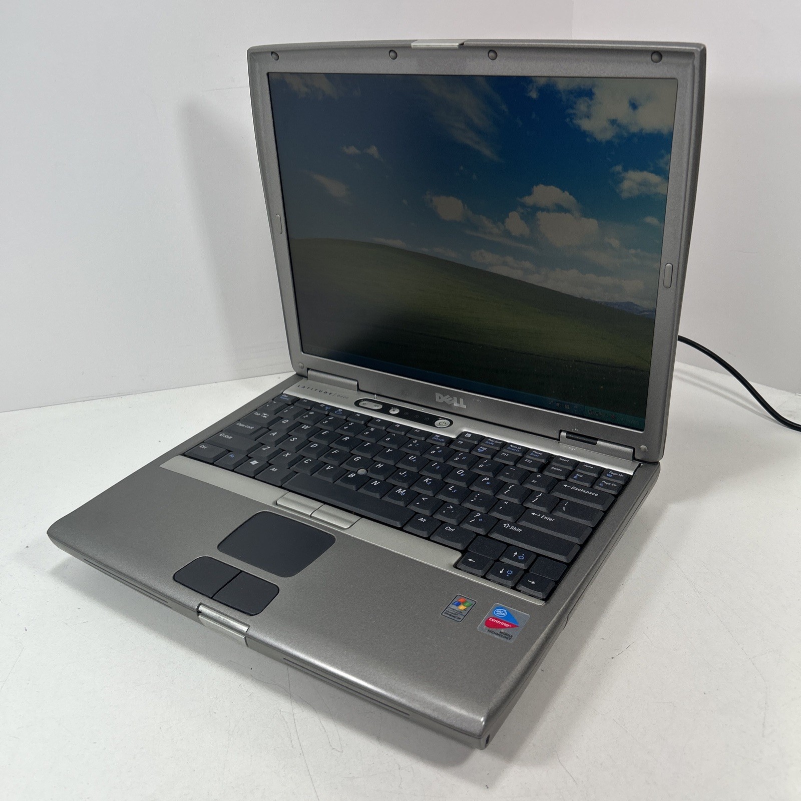 Vintage Dell Latitude D600 Laptop Pentium 1.4GHz 256MB Ram 75GB HDD Win XP Pro