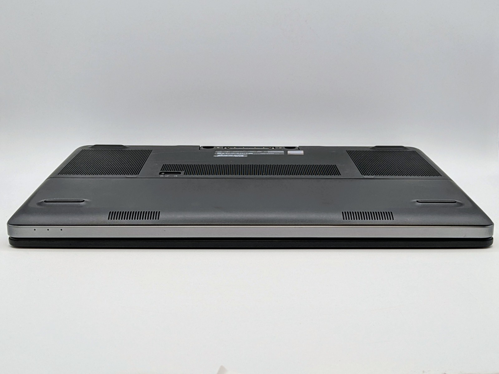 Dell PRECISION 7520 15.6″ I7-7820HQ 2.90GHz 512GB SSD 16GB W10 Webcam *READ*