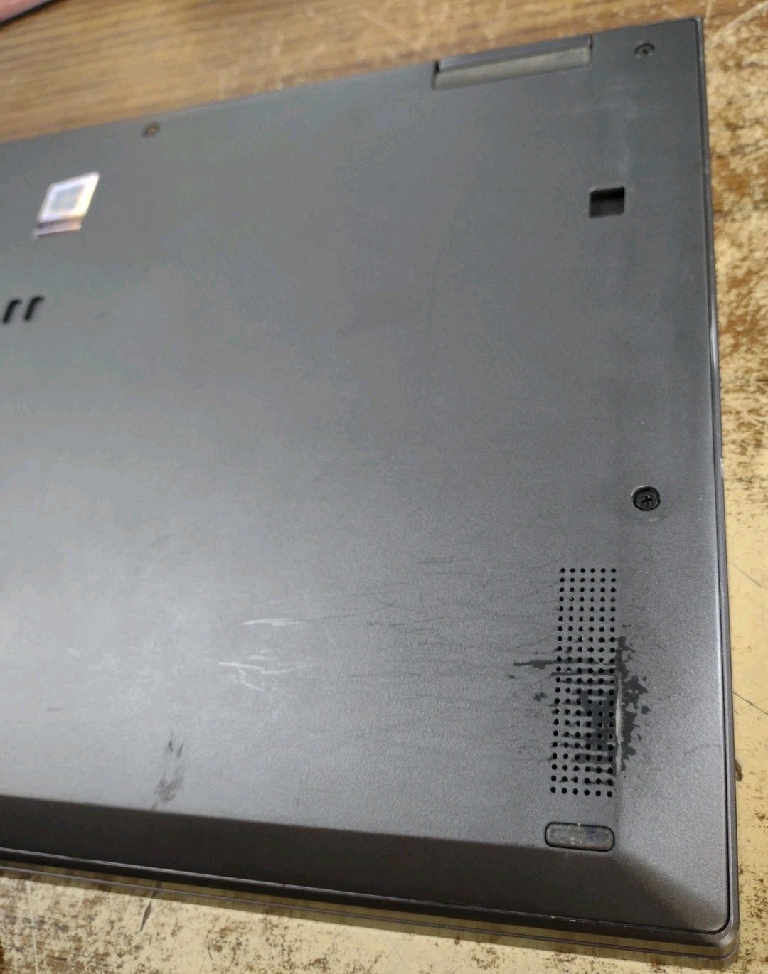 Lenovo ThinkPad X1 Yoga 4th Gen 14″ W/16GB, 256GB, i7-8665U, Touch, Stylus.