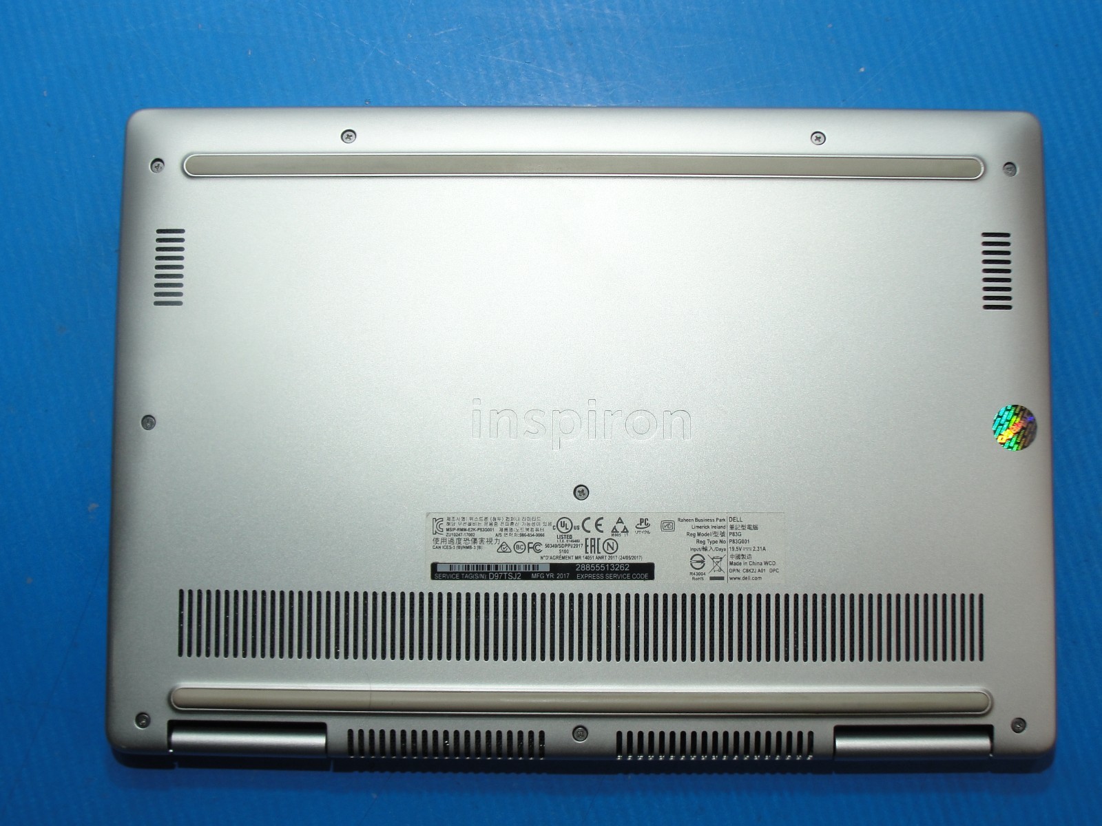 Dell Inspiron 7370 13.3”FHD TOUCH Core i5-8250U 1.6GHz 8GB RAM 256GB SSD+Charger