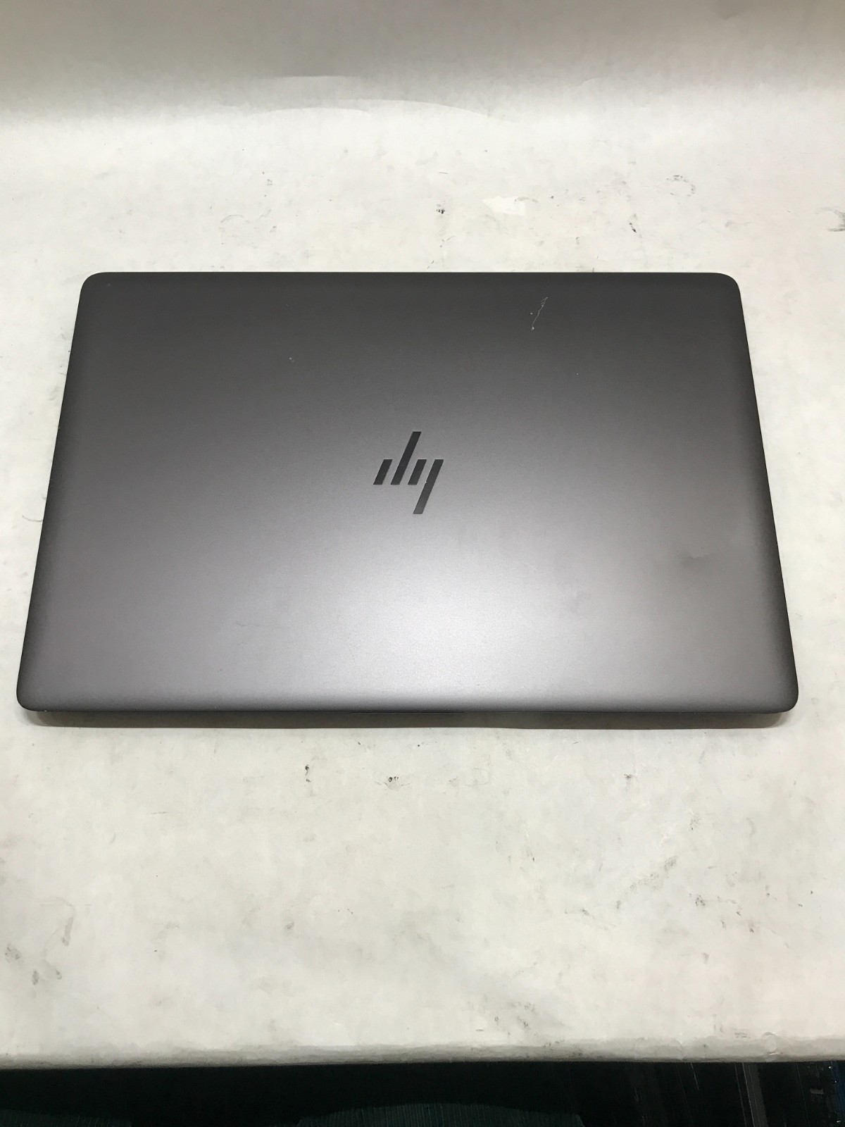 HP ZBook Studio G4 15″ Intel i7-7700HQ 4GB RAM 128GB SSD Windows 11 BAD BATT -DW