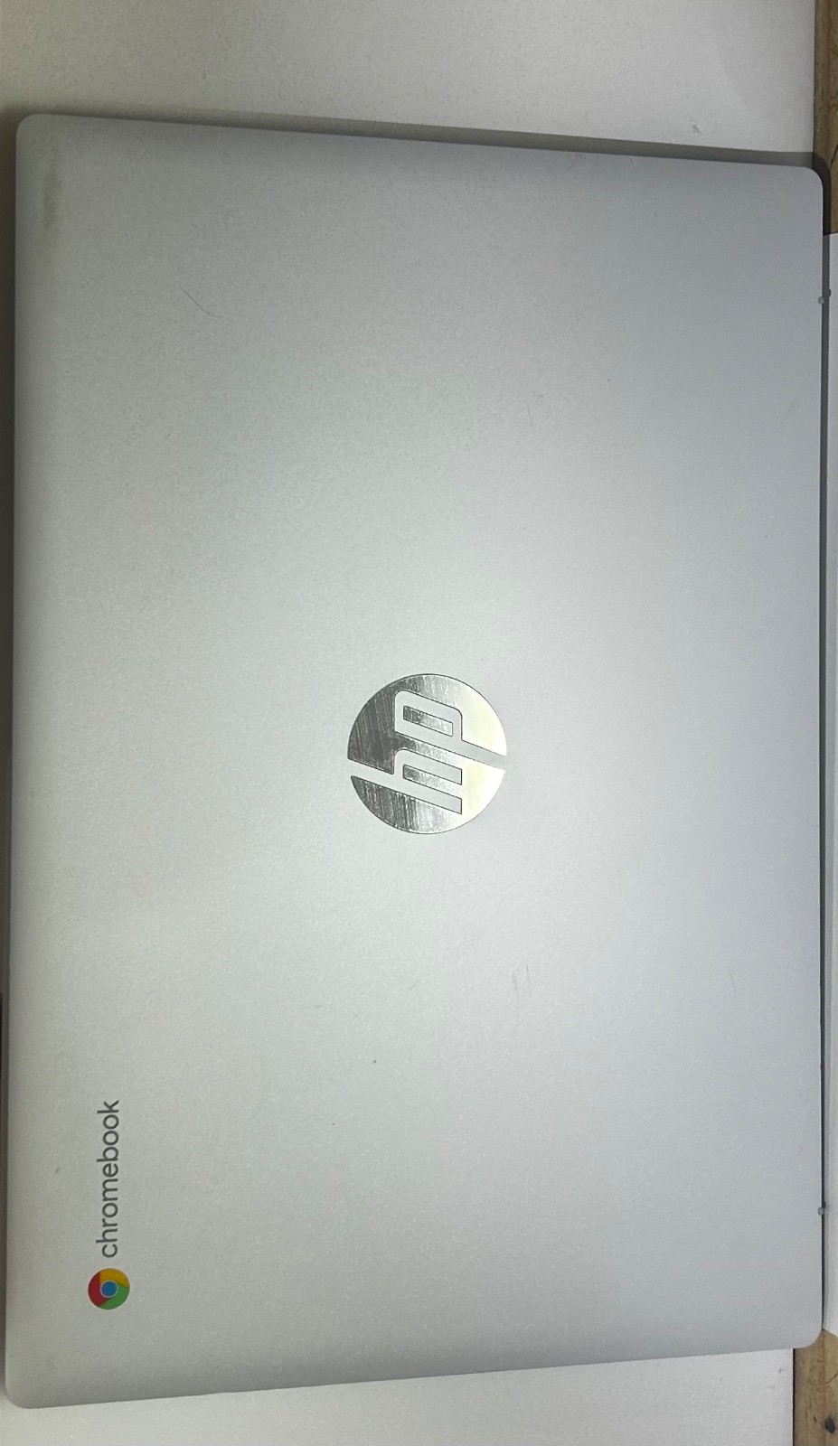 hp Chromebook 14a-nf0131wm, slightly used, silver, good condition