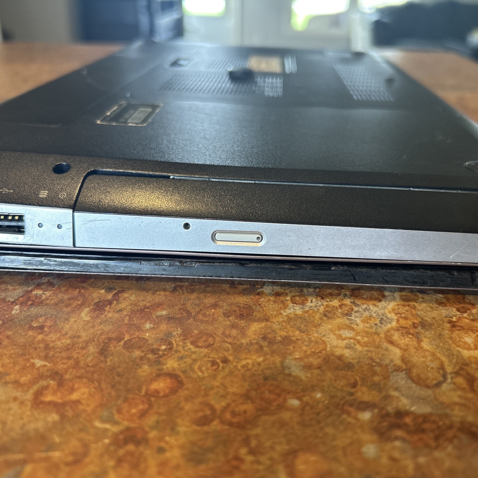 HP Pavilion Dv6 i3-370@2.4GHz 4GB DDR3 PARTS Powers On