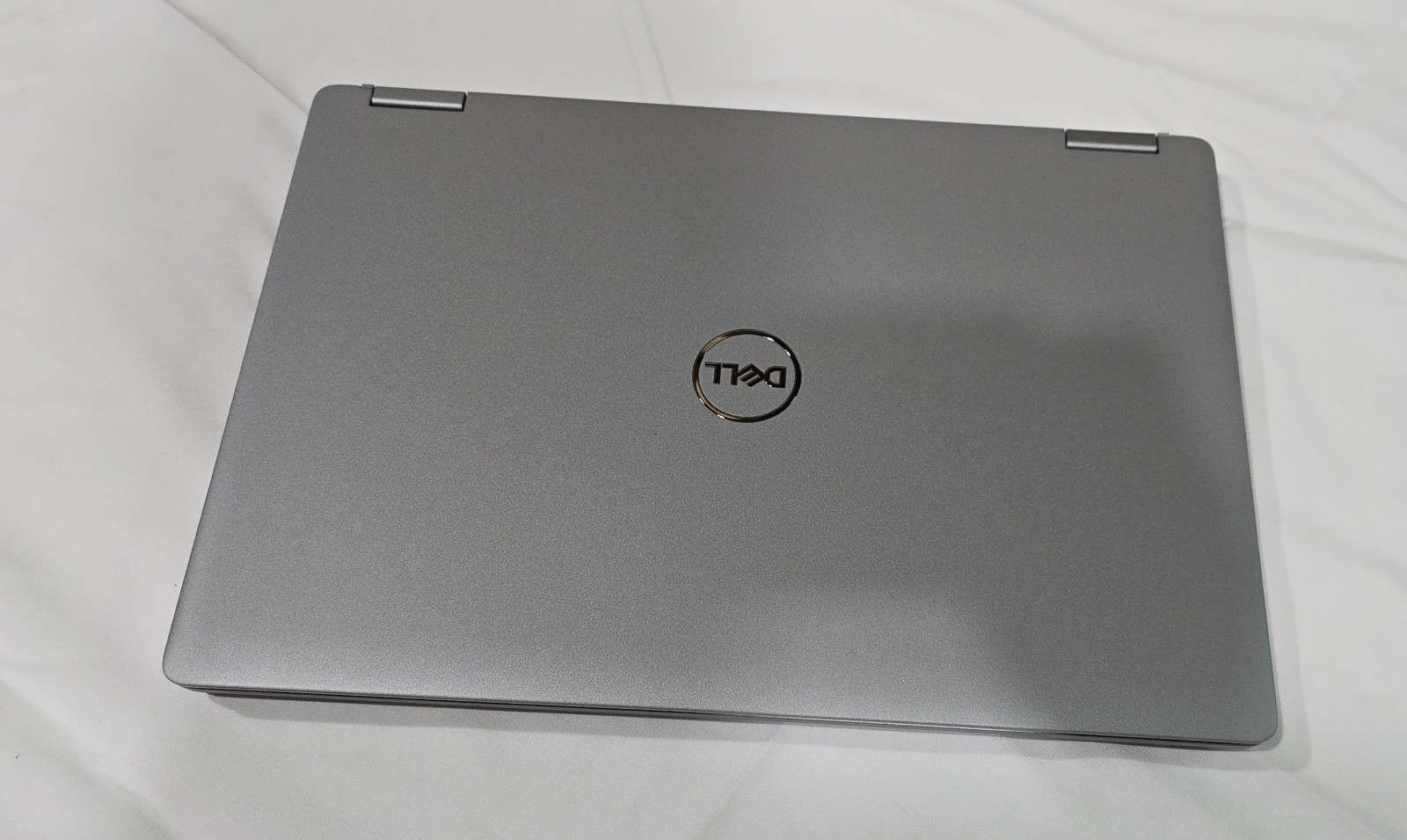Dell Latitude 3310 2-in-1 Touchscreen 13.3″ FHD Laptop – i5-8265U 8GB 256GB SSD