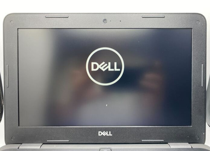 Dell Latitude 3190 11.6 Intel Celeron N4100 @2.4GHz 4GB RAM 64GB eMMC