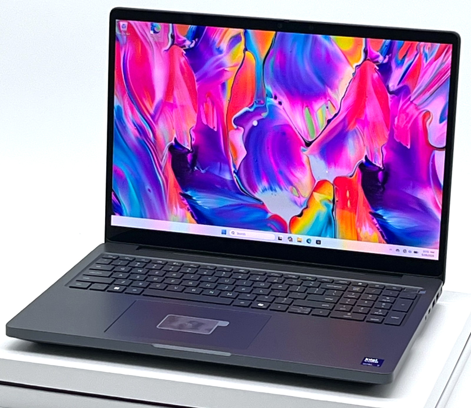 Dell Pro Max 16 Plus, $7.4K MSRP, OLED TOUCH RTX PRO 2000 64GB RAM WARRANTY 2029