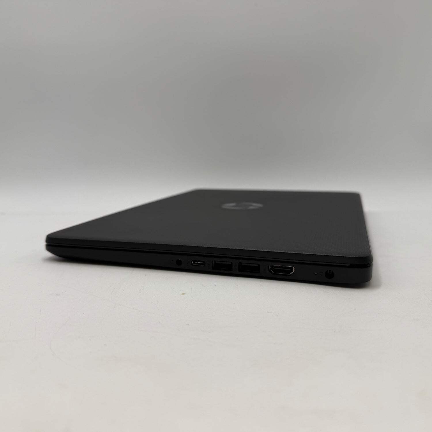 HP Laptop 14-DQ3210NR 14″ Celeron N4500 1.1GHz 4GB RAM 64GB SSD