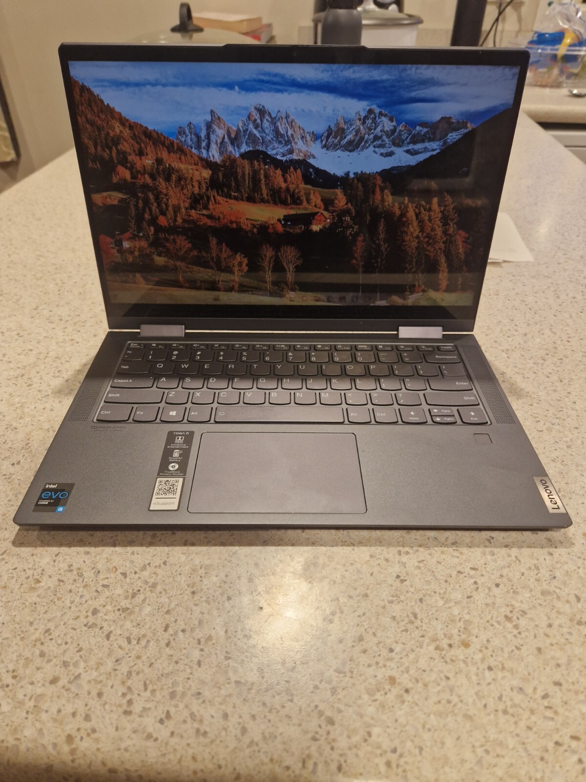 Lenovo Yoga 7 14ITL5 14″ (512GB SSD, Intel Core i5-1135G7, 2.40GHz, 12GB RAM) 2