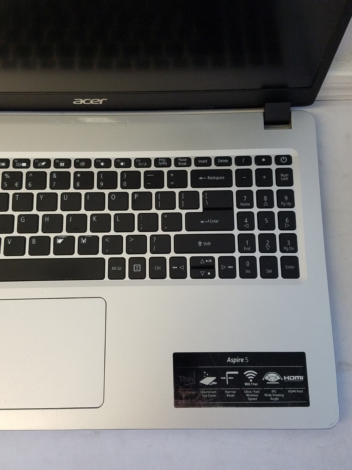 Acer Aspire A515-43-R5RE Laptop – AMD Ryzen 5-3500u 8GB RAM 320GB HDD Win 11