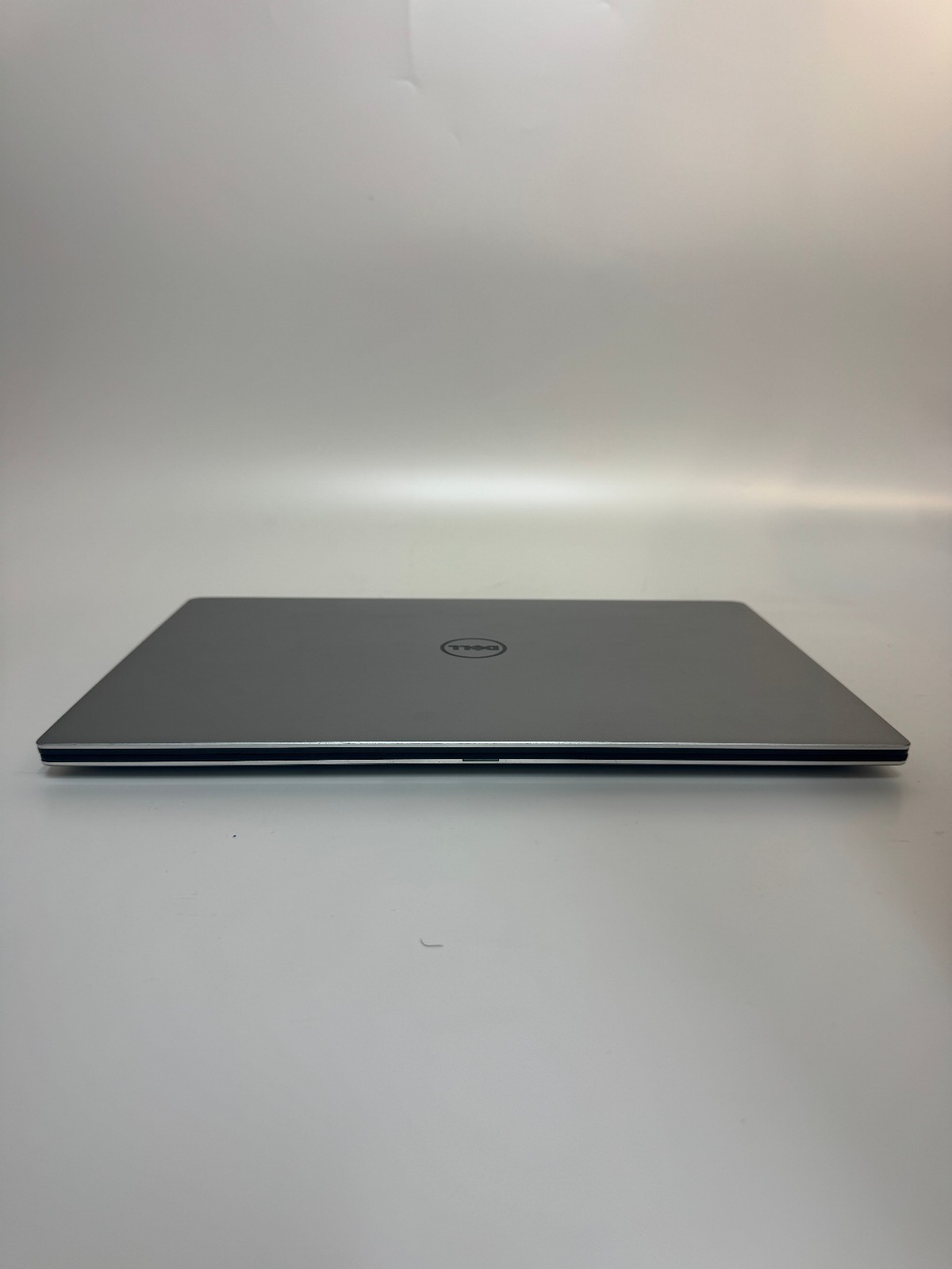 Dell XPS 13″ | i7-8550U | 8GB RAM | 1TB M.2 | Win 11