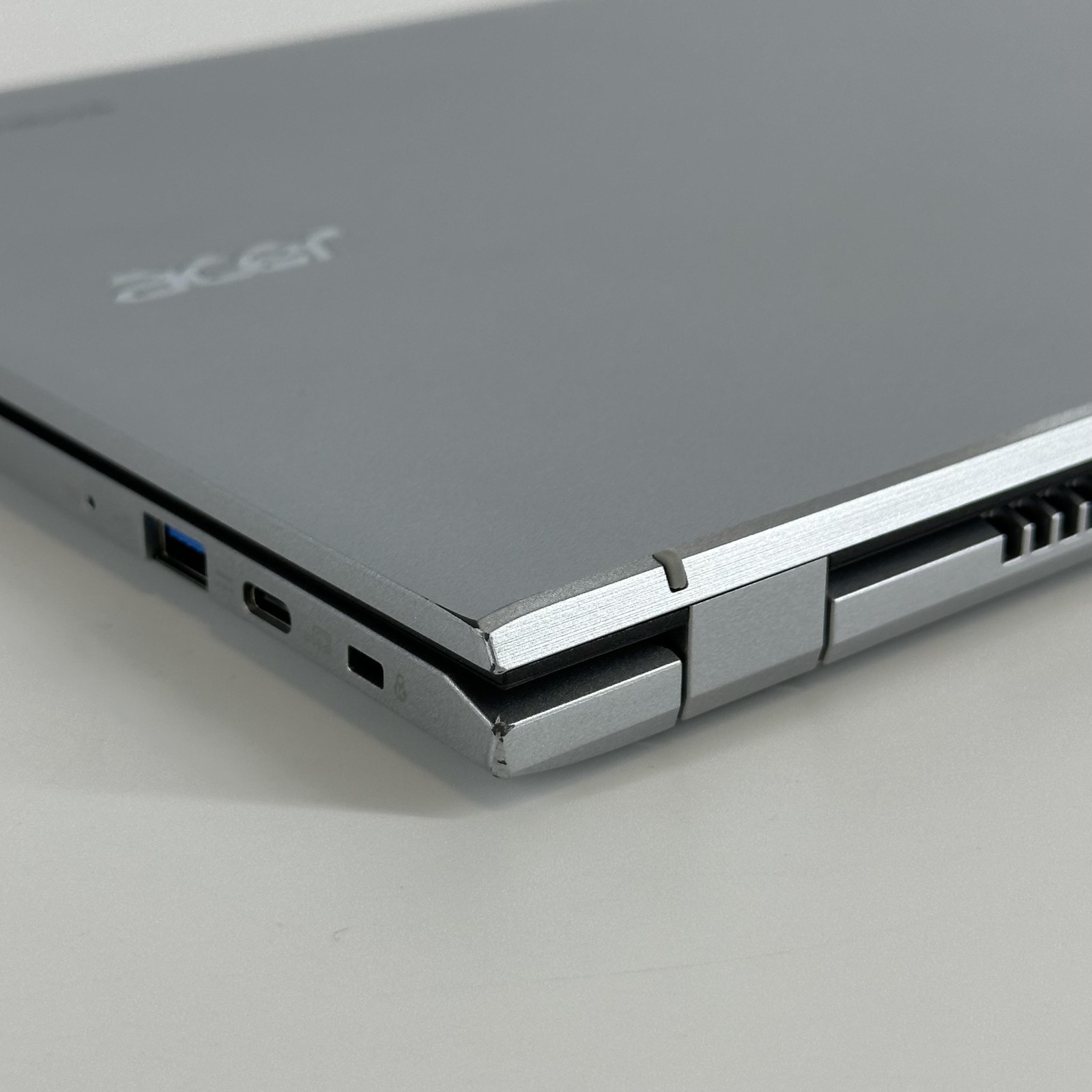 Acer Chromebook 314 Silver FHD TOUCH 3.8 GHz I3-N305 8GB 128GB SSD Excellent
