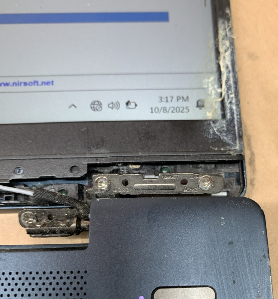 Lenovo IdeaPad 5, AMD Ryzen 7 5700U@1.8GHz, 8GB RAM, 256GB + 1TB SSD, Win11P