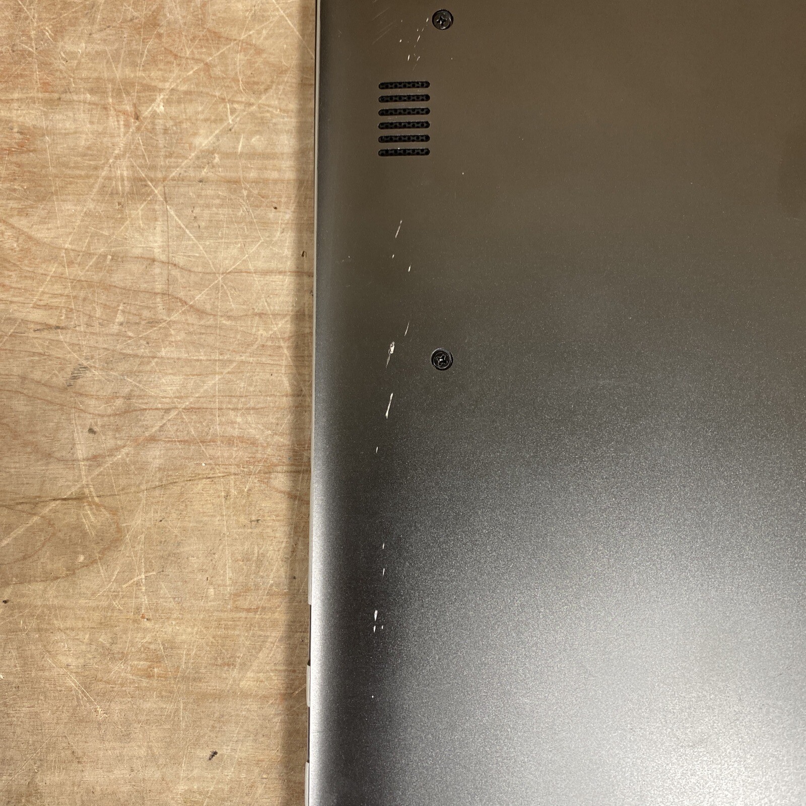 Dell Inspiron 15 15.6″ i5-6200@2.4GHz/ 4GB RAM/ 256GB SSD/ For Parts or Repair