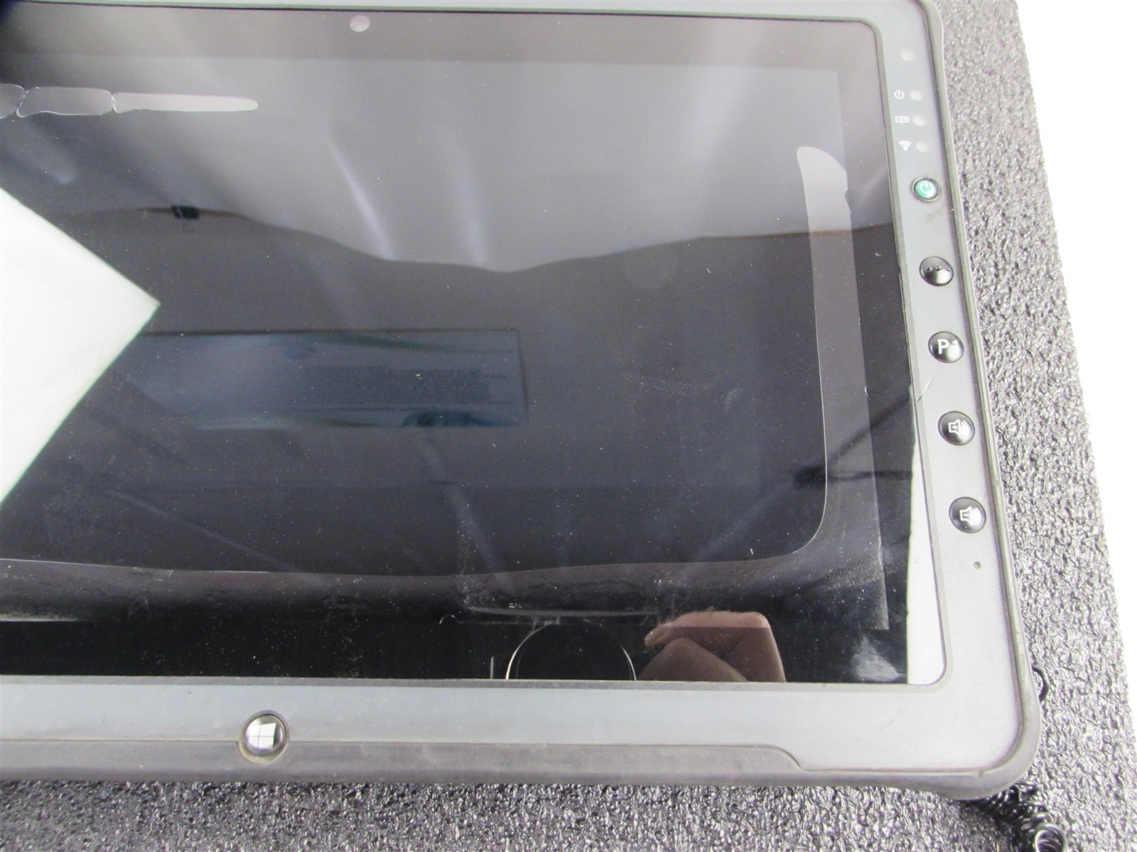 GETAC RUGGED TABLET F110 (G4) 1920X1080 I5-7200U 128GB SSD 8GB RAM NO O.S/BATT