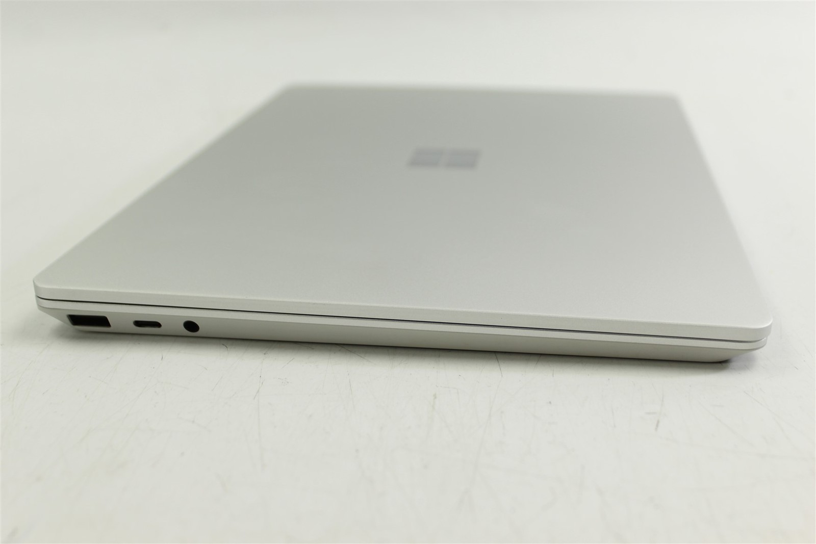 Microsoft Surface Laptop Go 2 2013 12.4″ i5-1135G7 256GB SSD 16GB RAM W11H