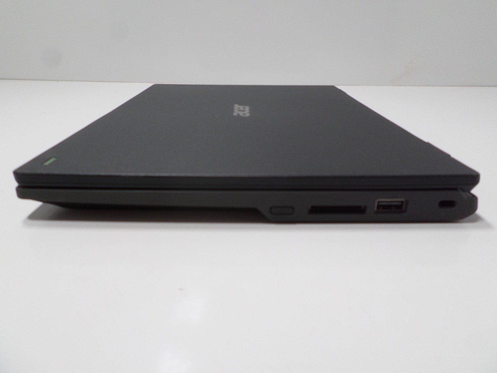 Acer TravelMate B118-M , N4000 4GB Ram No SSD No Charger