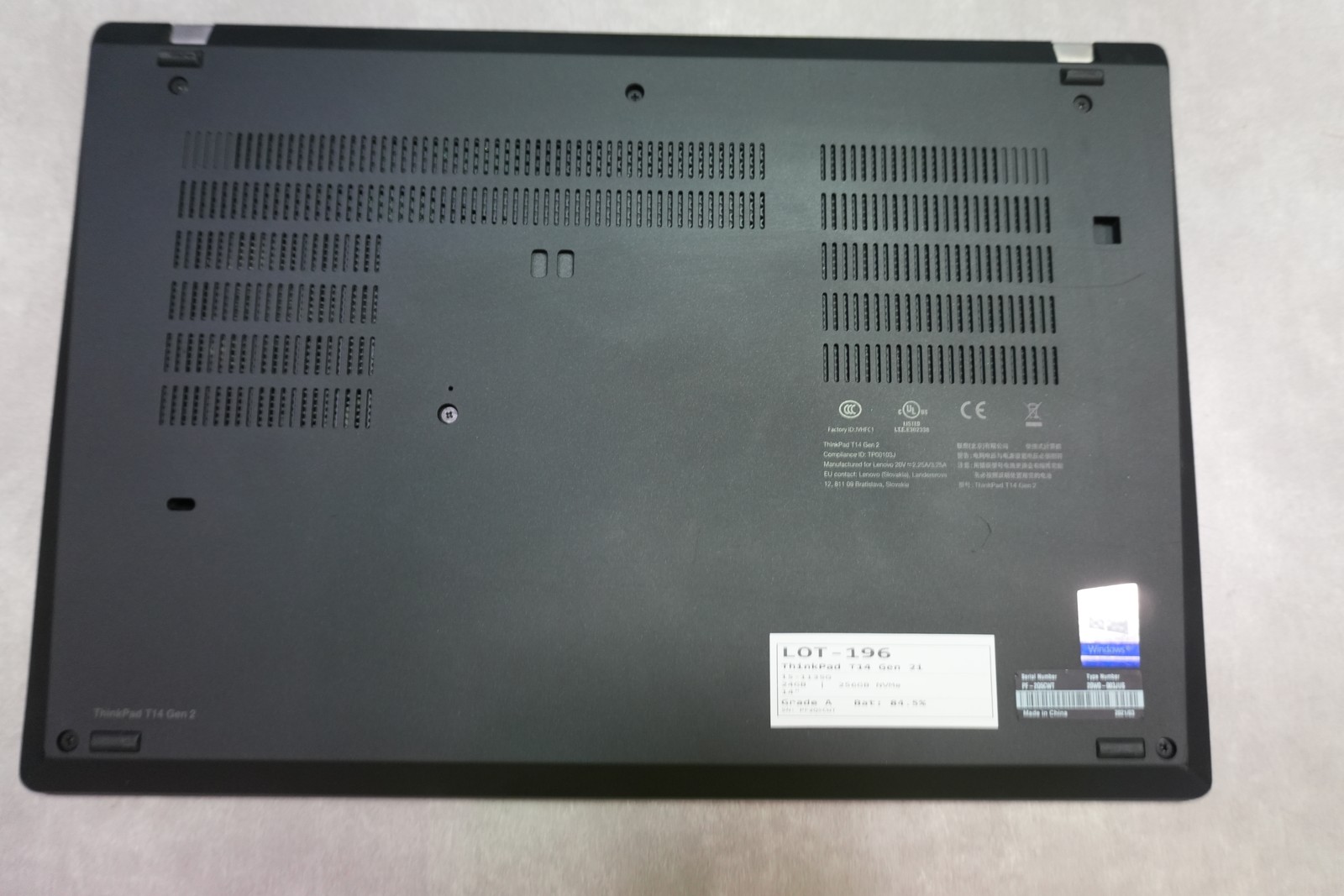 Lenovo ThinkPad T14 Gen 2i i5-1135G7 24GB 256GB Wi-Fi 6E 14in Win11 Pro READ