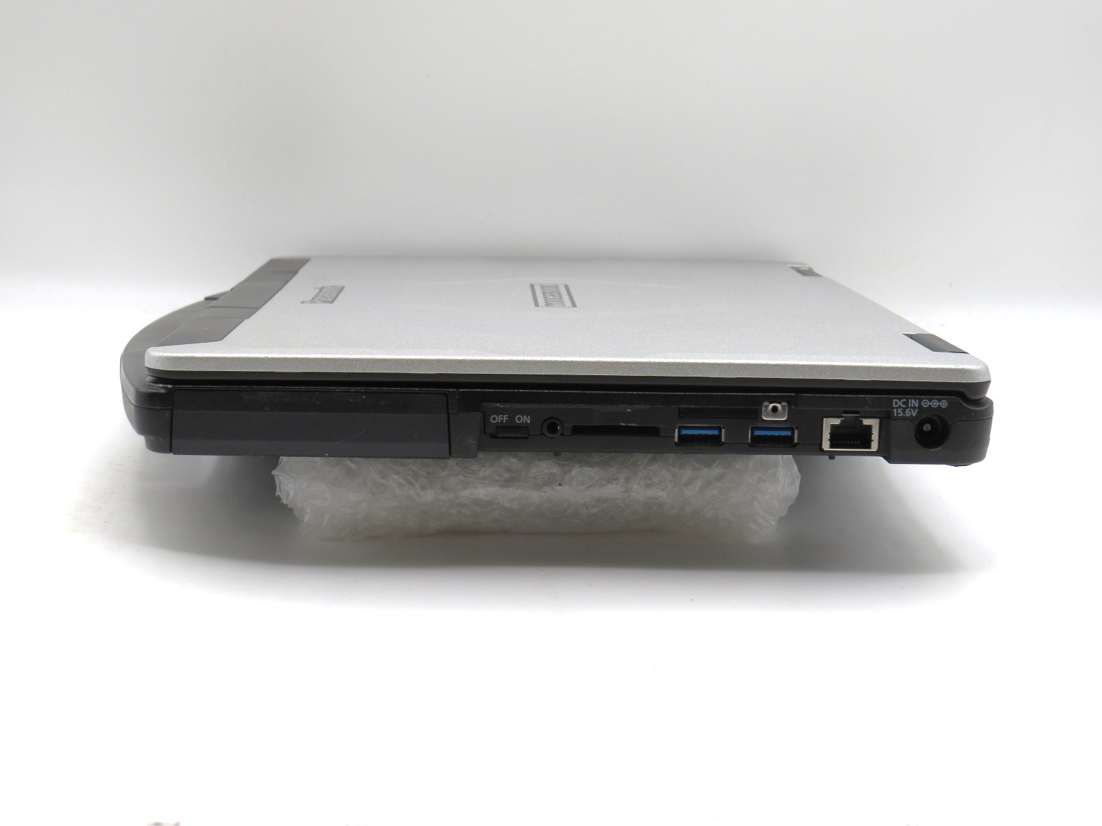 Toughbook CF-54 MK2 | i5-6300U @ 2.4GHz | 8GB DDR3 | 14″ | No HDD/OS/AC *READ*