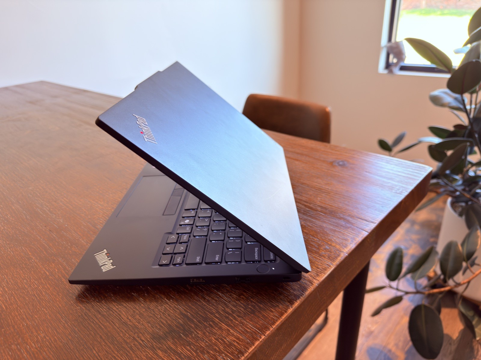 Lenovo ThinkPad E14 Gen 6 14″ (Intel Core Ultra 5 125U, 16GB RAM, 256GB SSD) Win