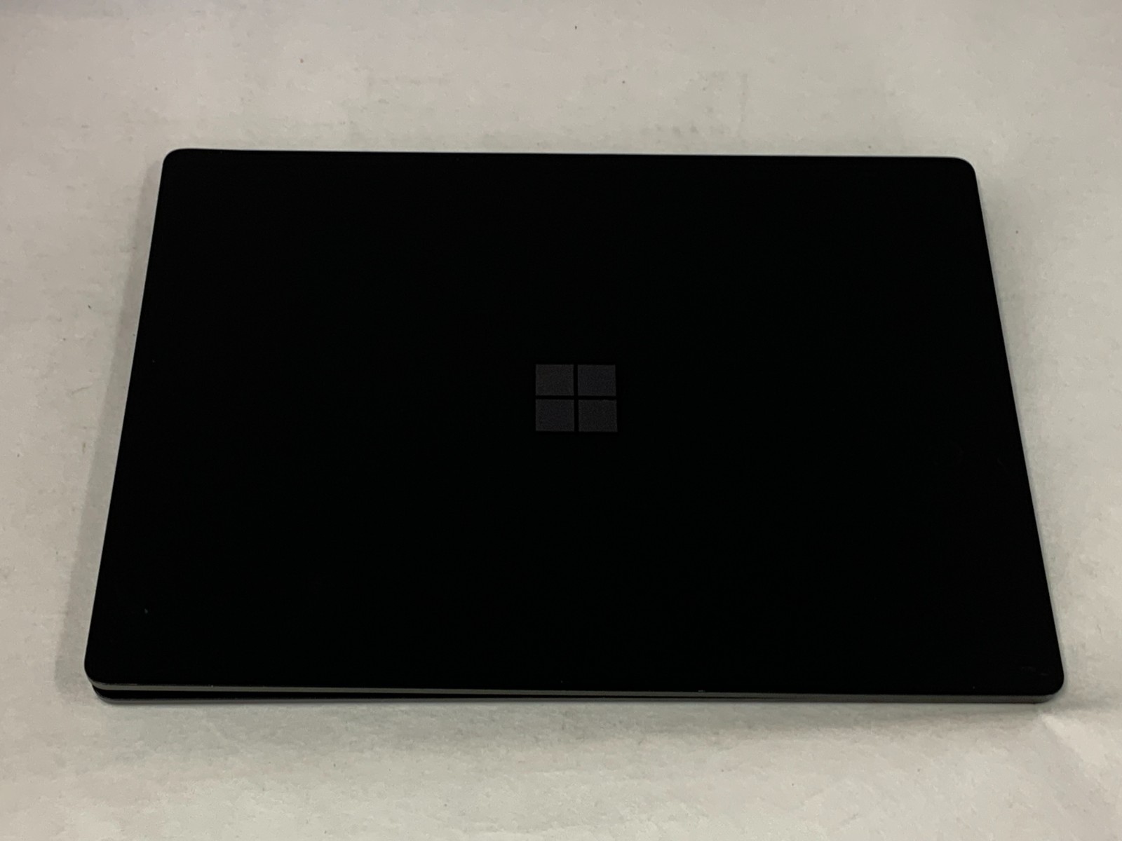 Microsoft Surface Laptop 4 i5-1145G7 2.6GHz 16GB 128GB NVMe W11P Mod. 1951
