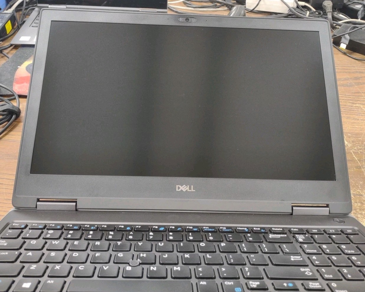 Dell Precision 7540 15.6″ W/ i7-9850H 2.6GHz 16GB 256GB SSD